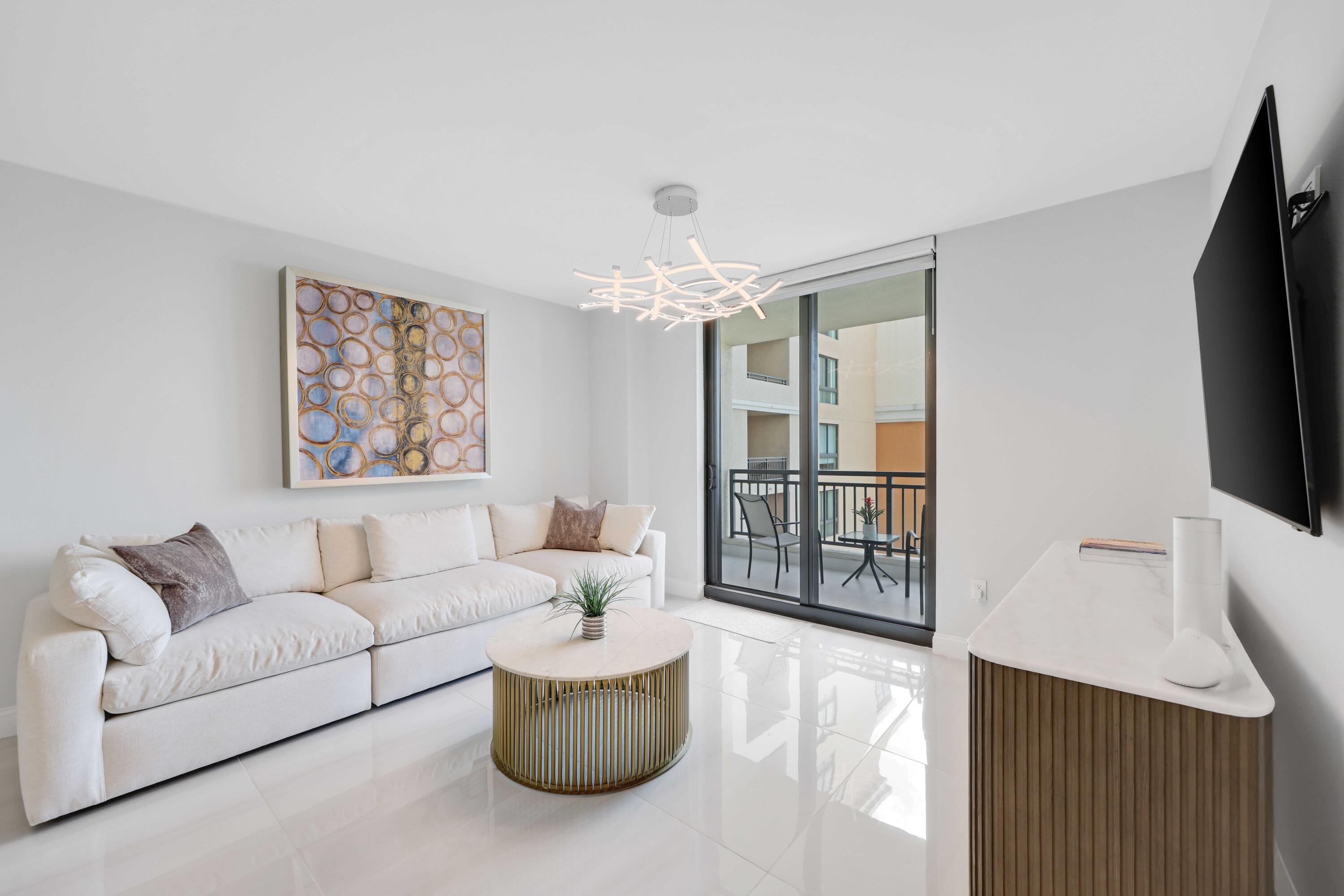 100 N Federal #1021, Fort Lauderdale FL 33301