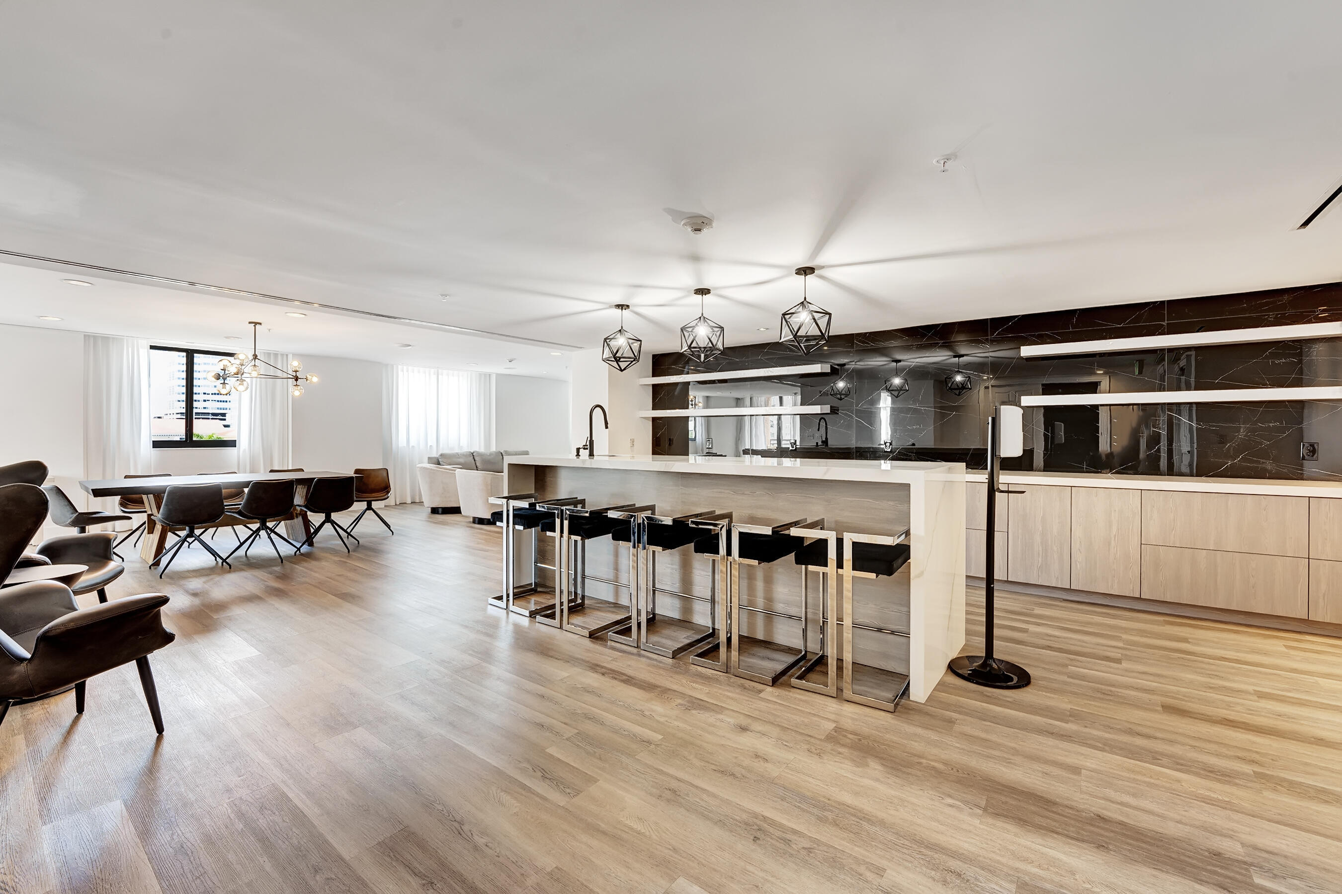100 N Federal #1021, Fort Lauderdale FL 33301