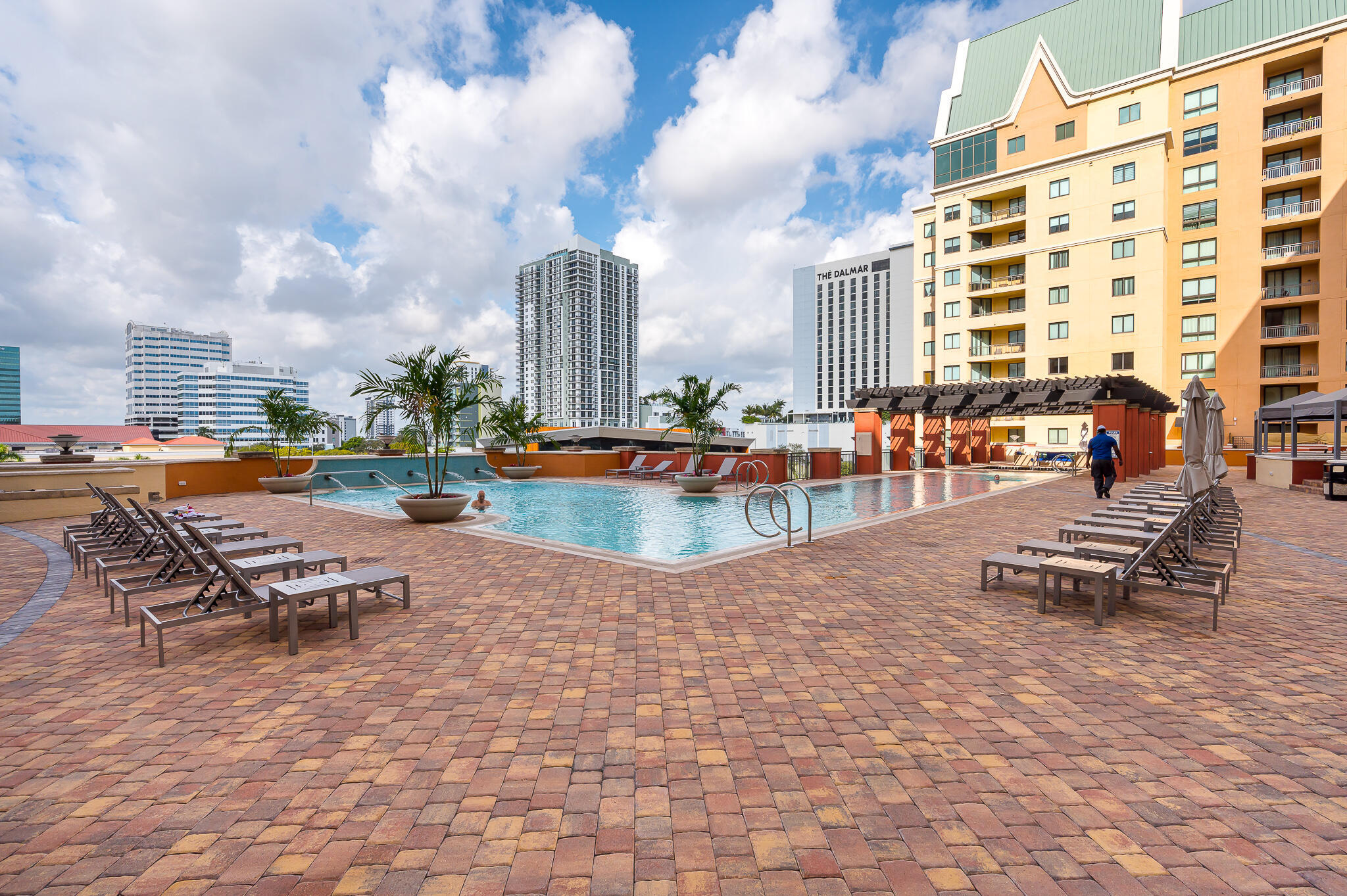 100 N Federal #1021, Fort Lauderdale FL 33301