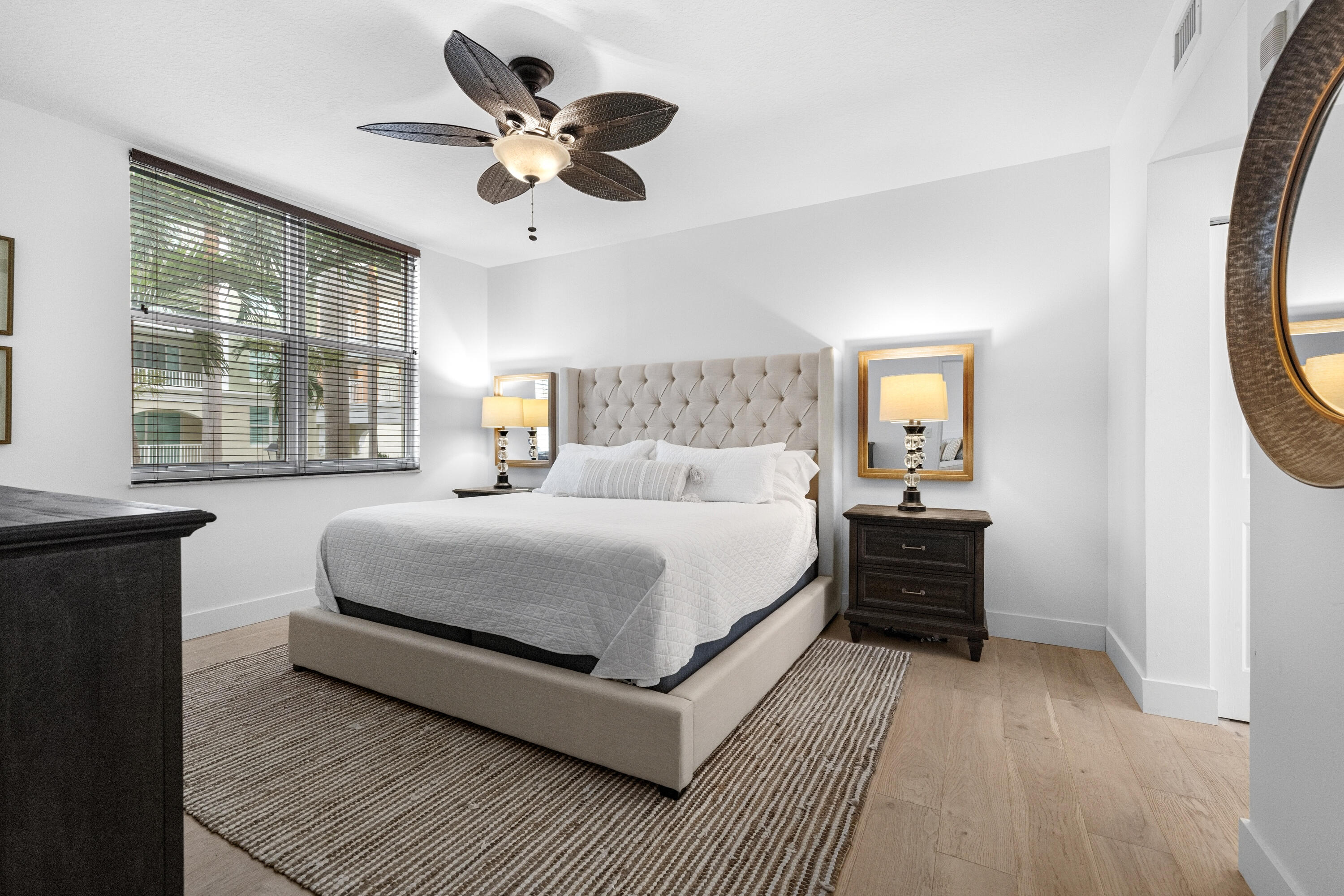 806 E Windward #213, Lantana FL 33462