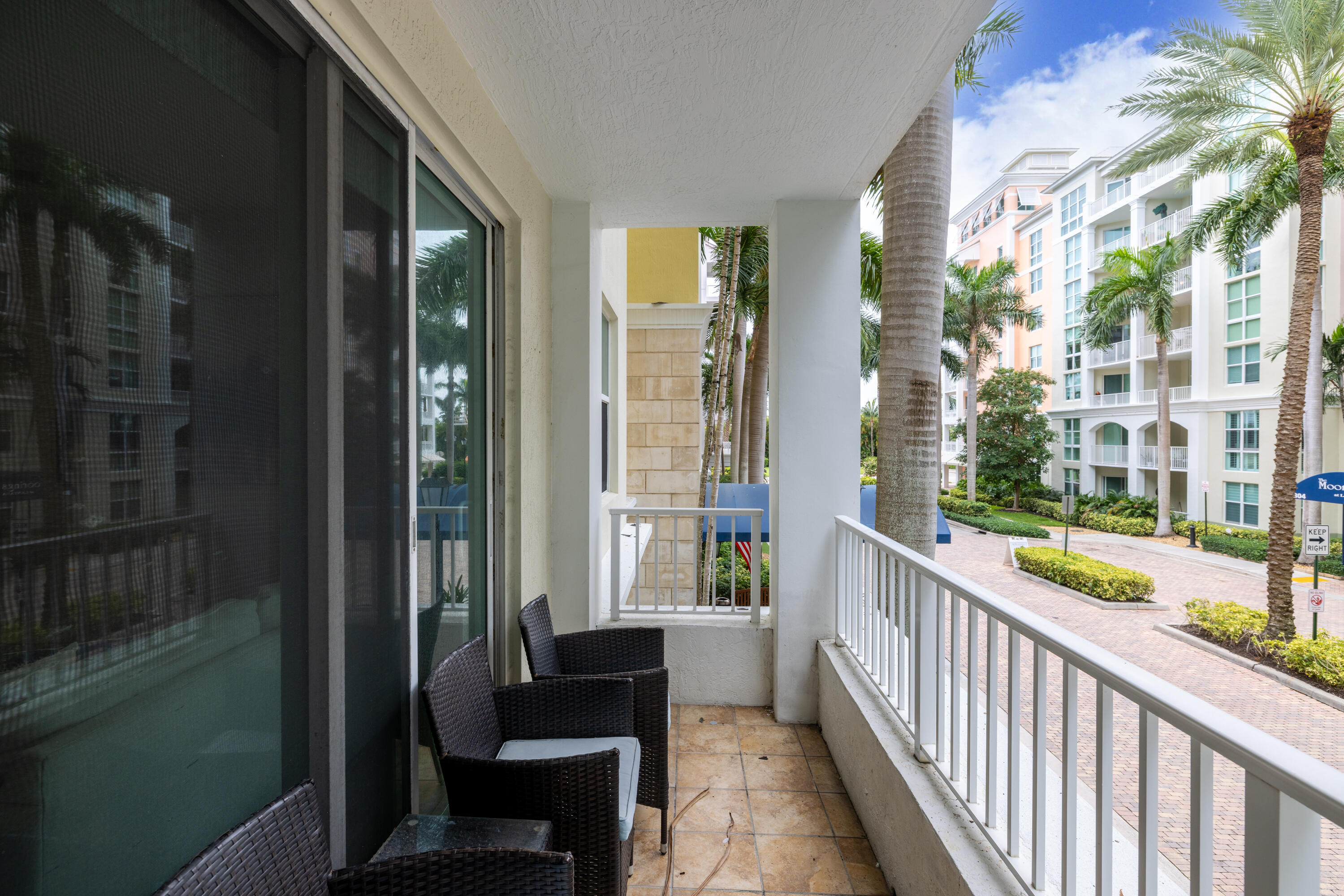 806 E Windward #213, Lantana FL 33462