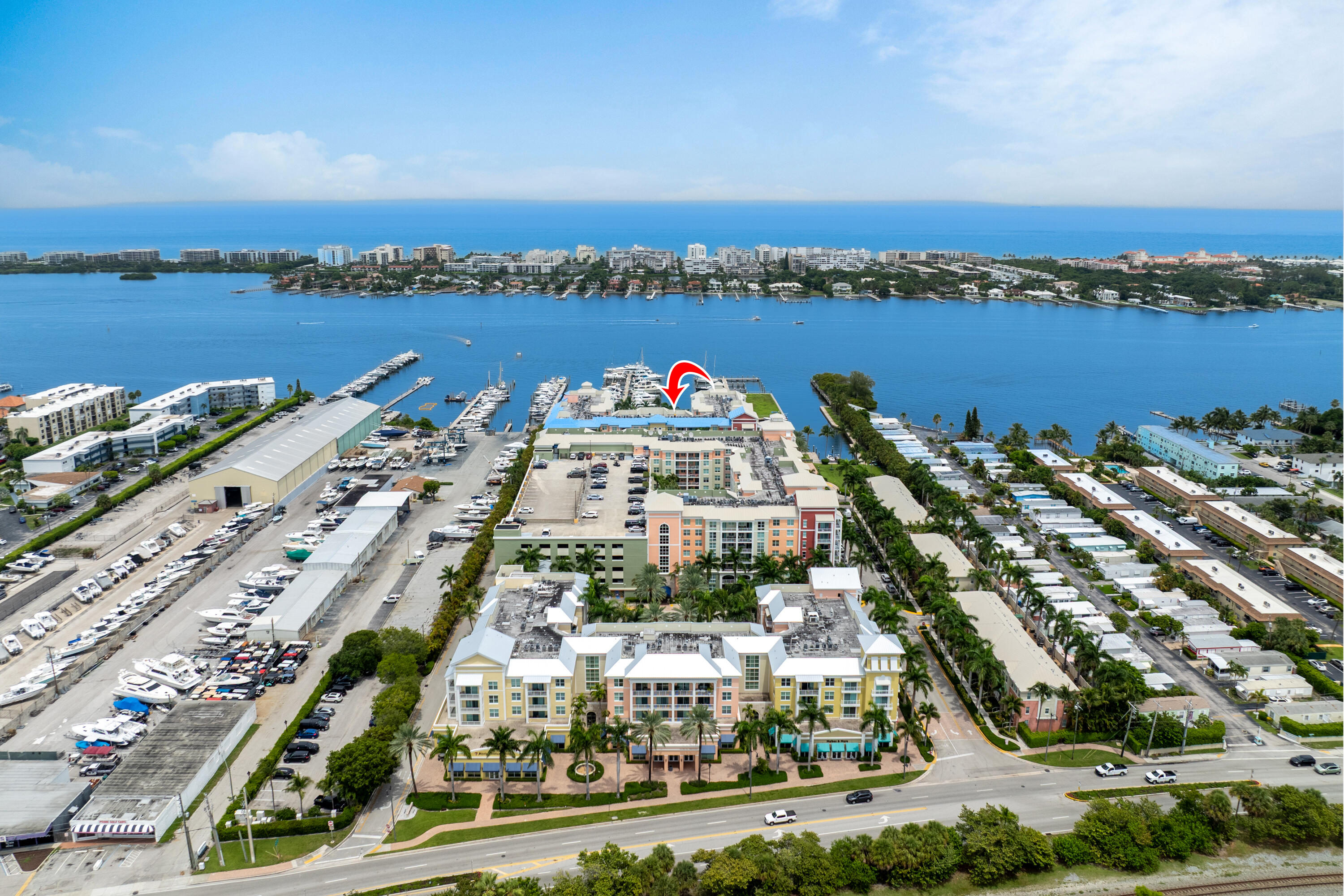 806 E Windward #213, Lantana FL 33462
