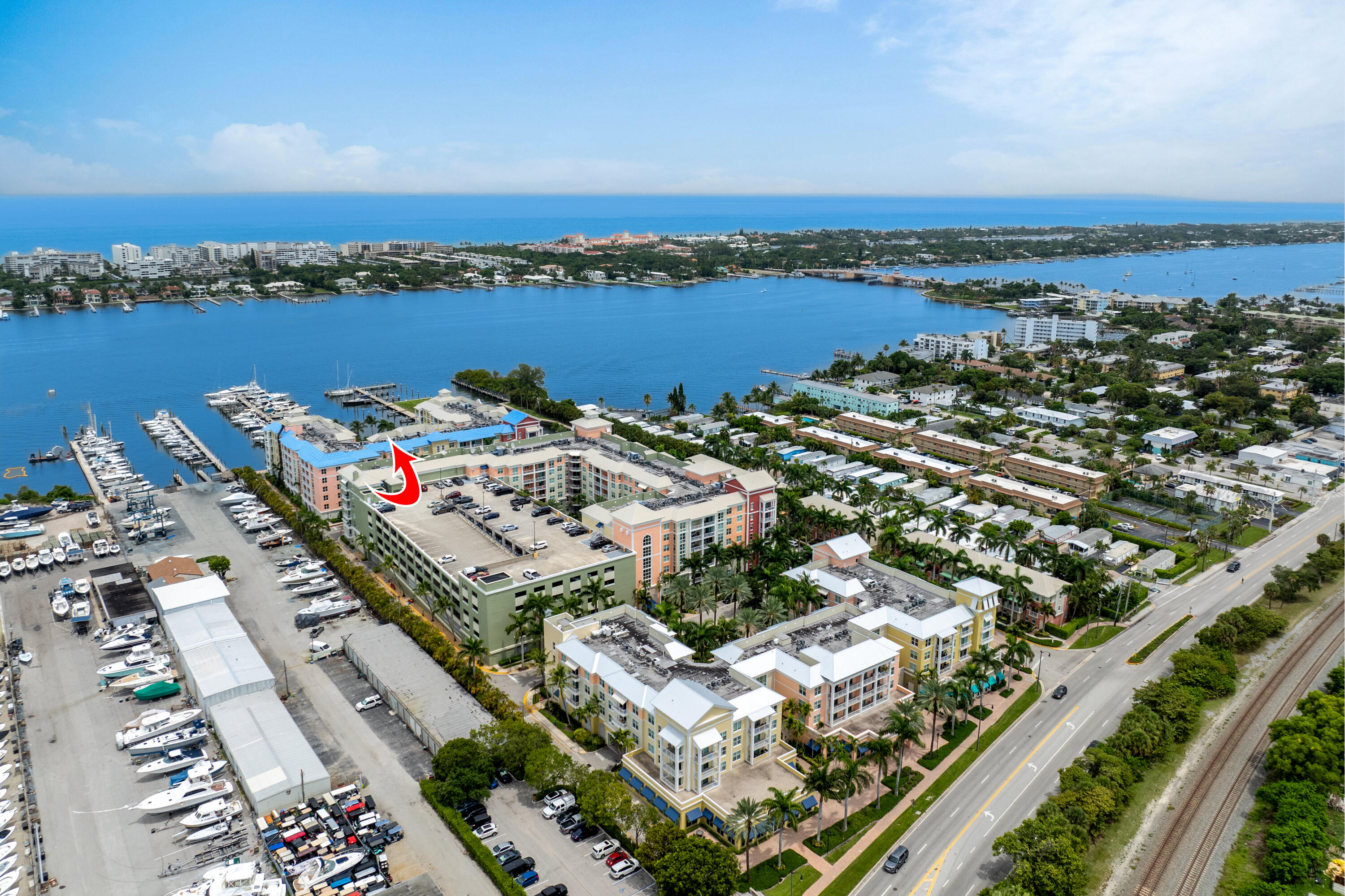 806 E Windward #213, Lantana FL 33462