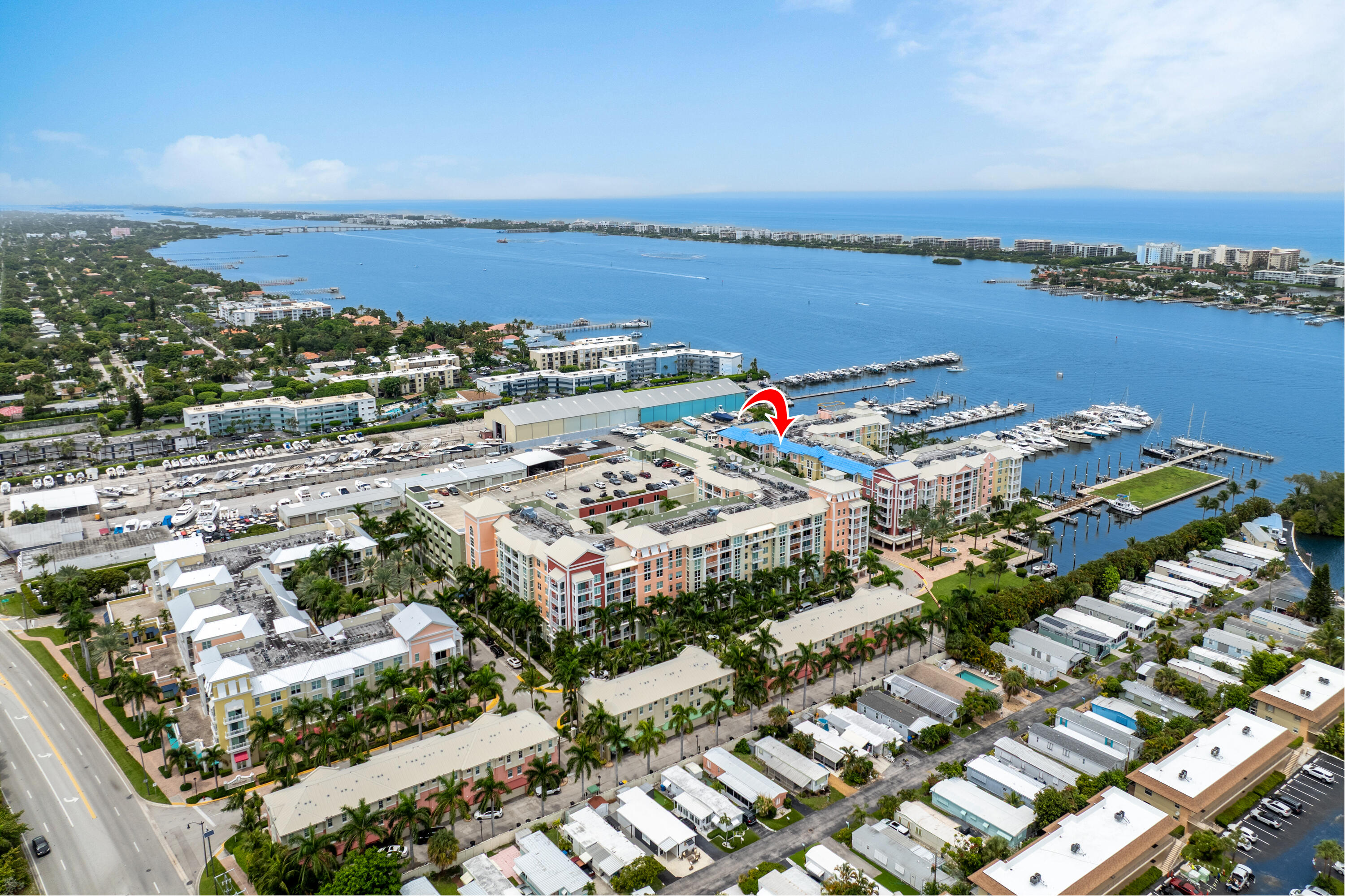 806 E Windward #213, Lantana FL 33462