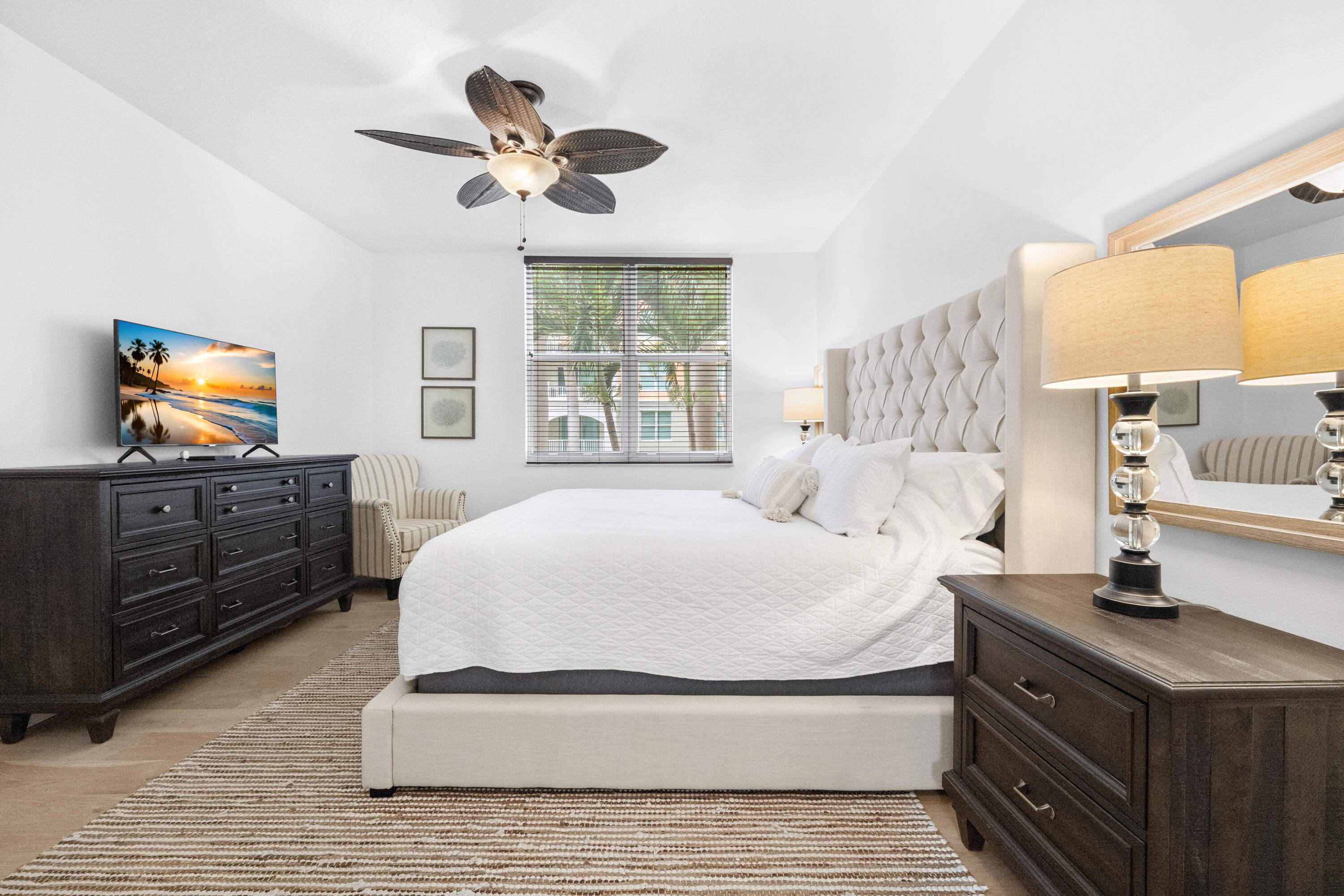806 E Windward #213, Lantana FL 33462