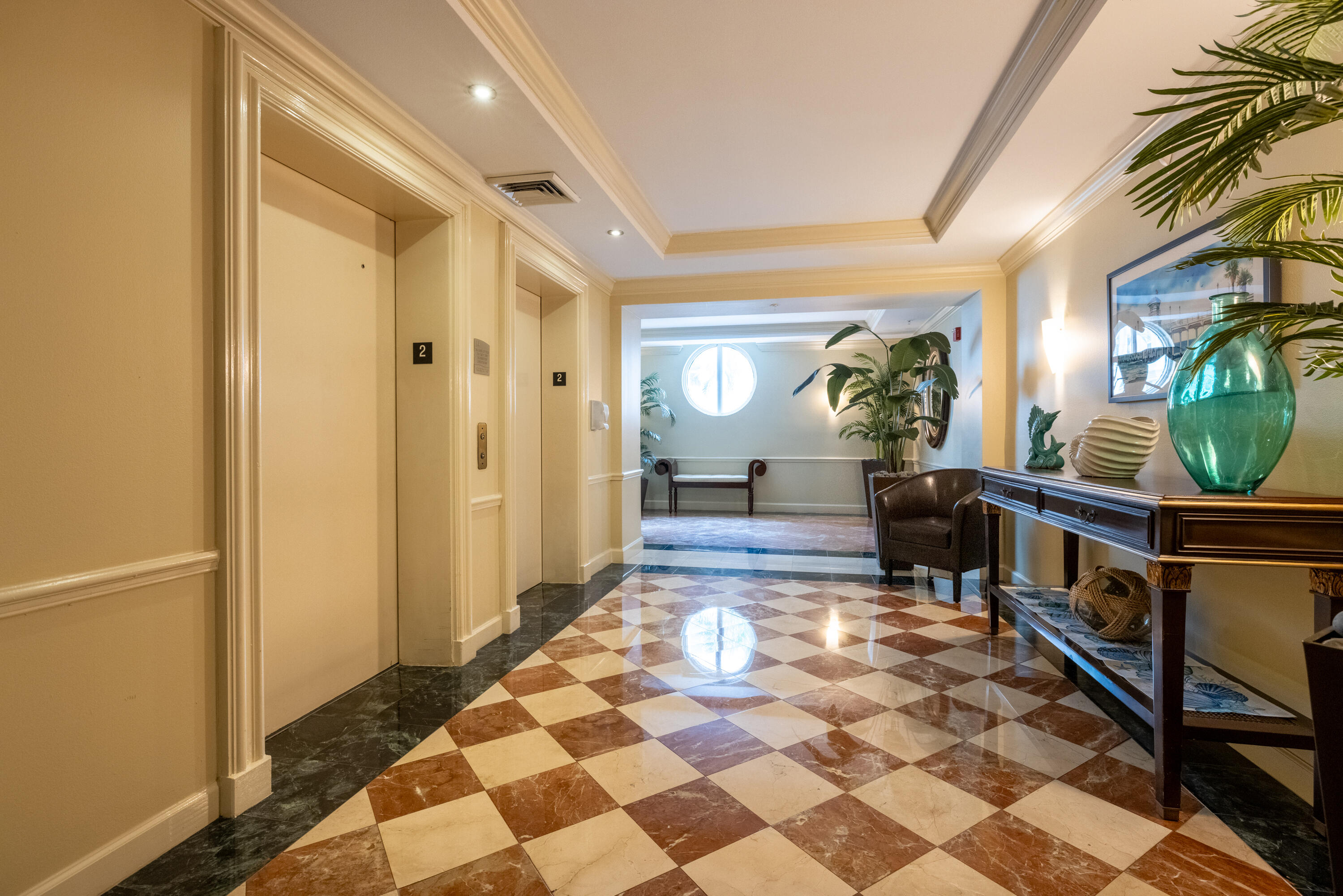 806 E Windward #213, Lantana FL 33462