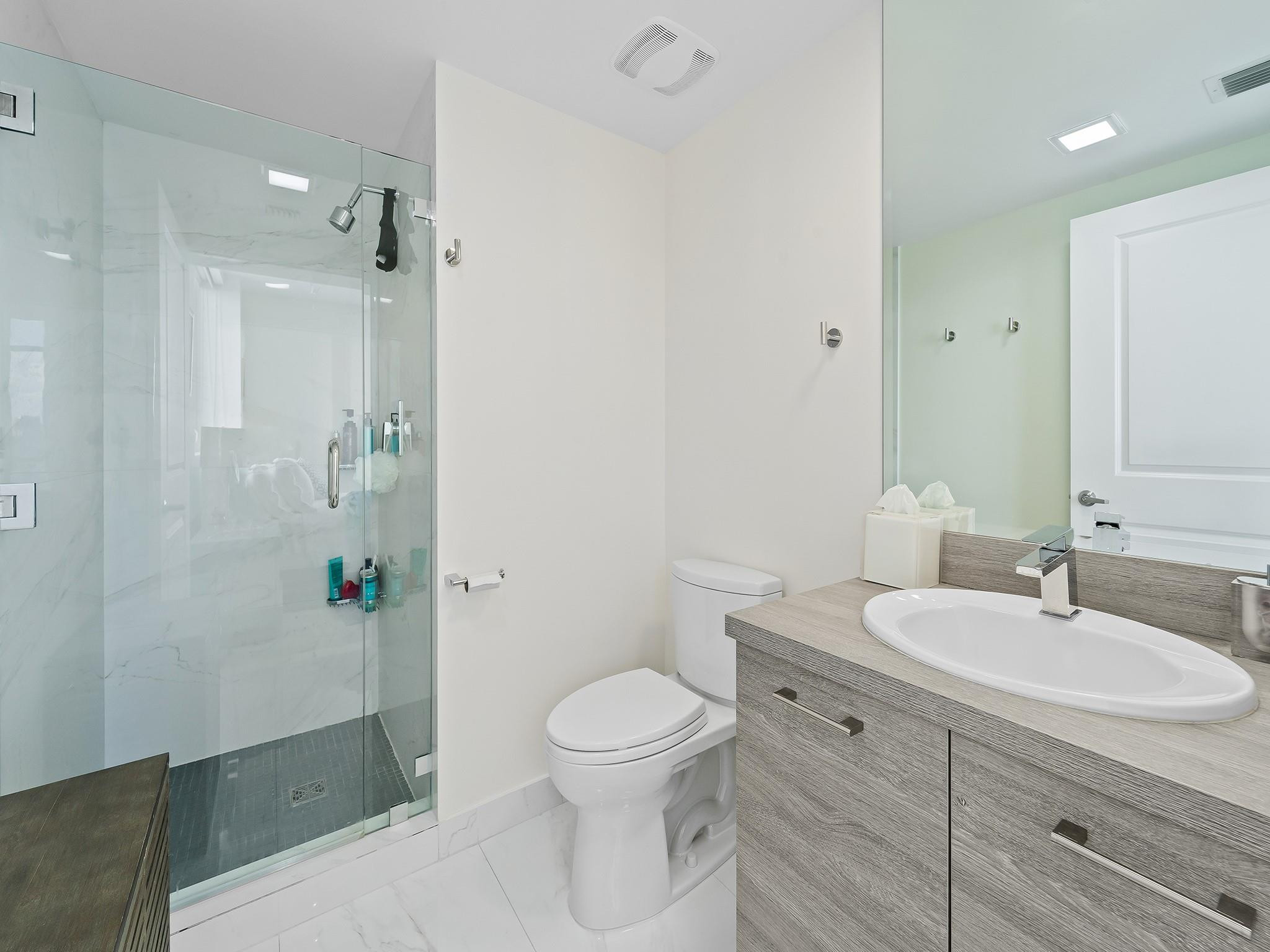400 SUNNY ISLES #1608, Sunny Isles Beach FL 33160