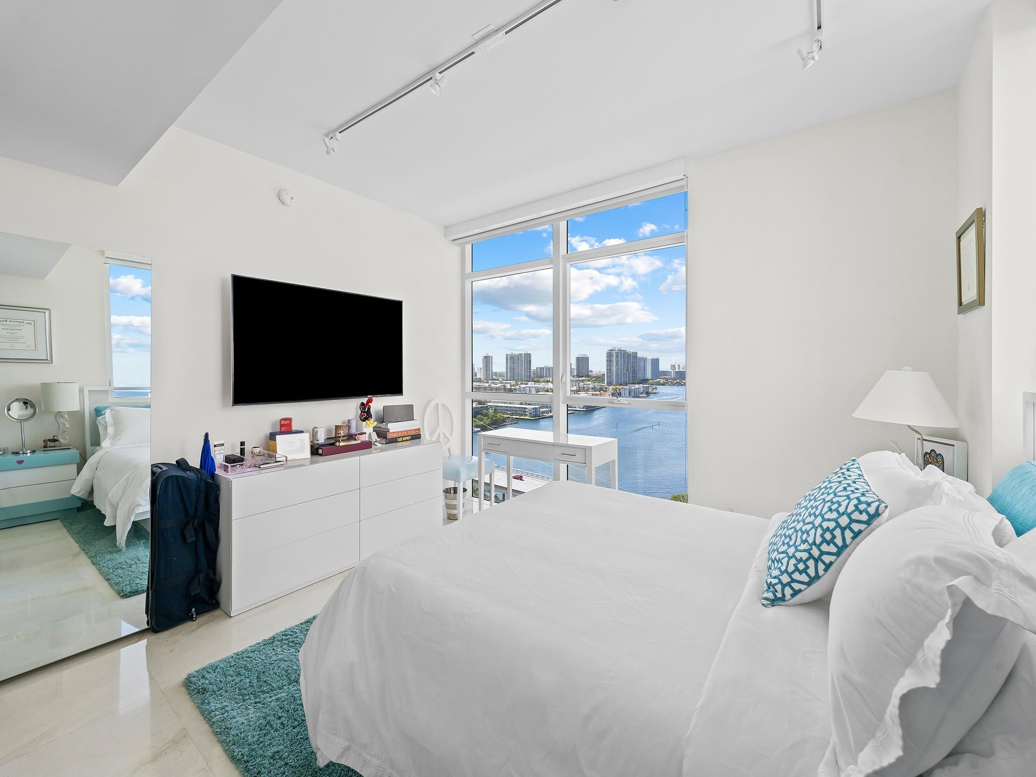 400 SUNNY ISLES #1608, Sunny Isles Beach FL 33160