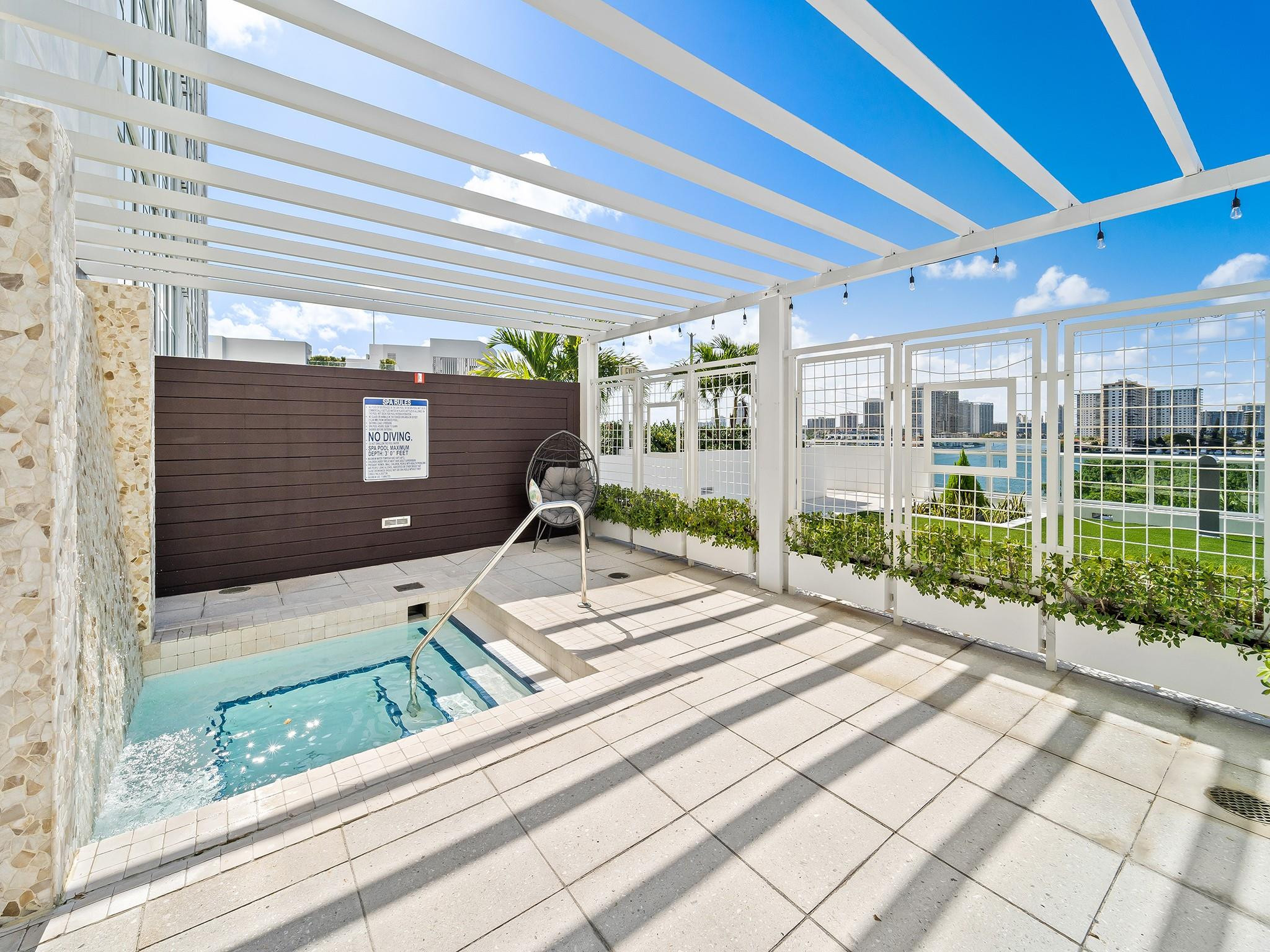 400 SUNNY ISLES #1608, Sunny Isles Beach FL 33160