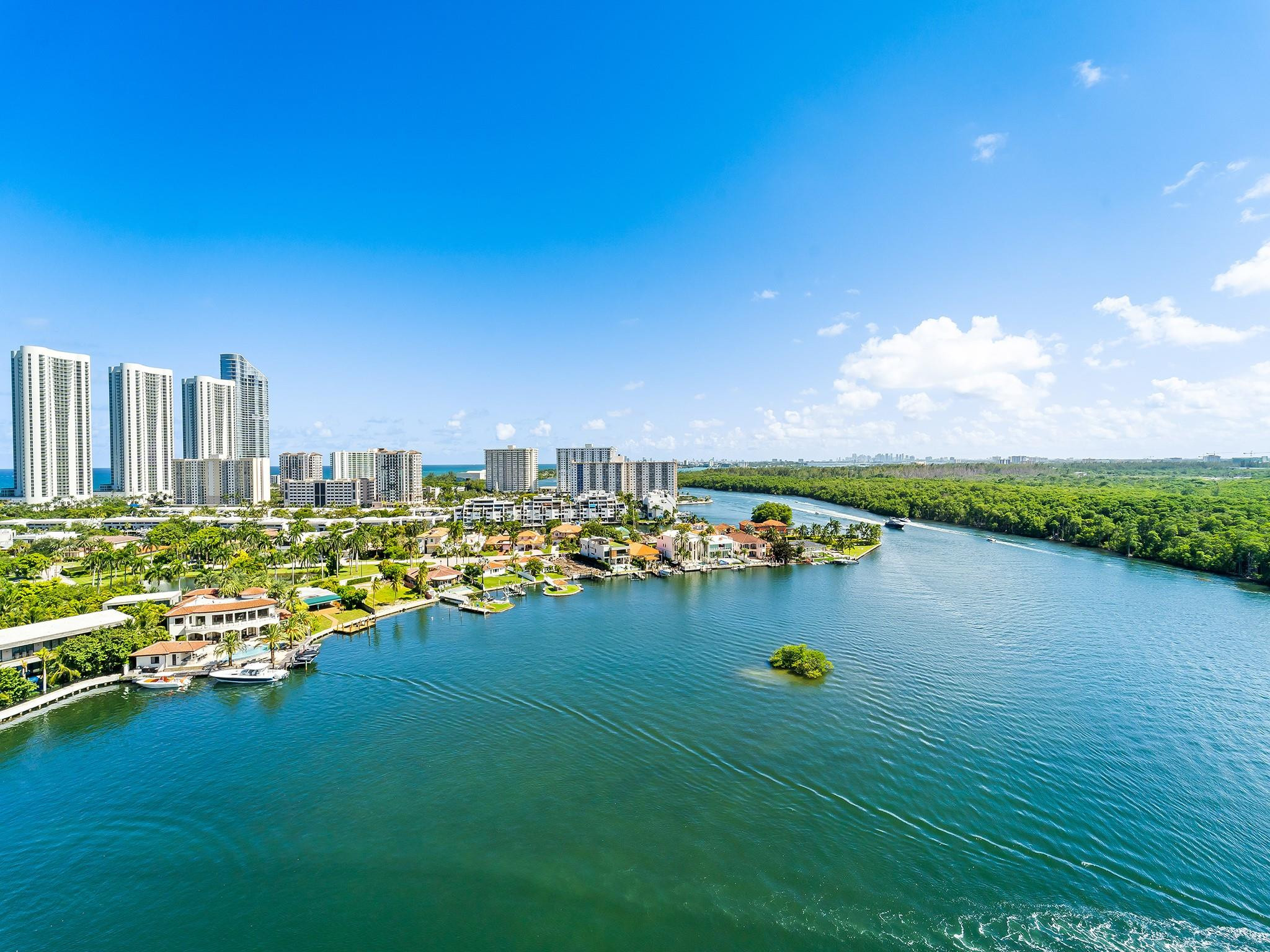 400 SUNNY ISLES #1608, Sunny Isles Beach FL 33160