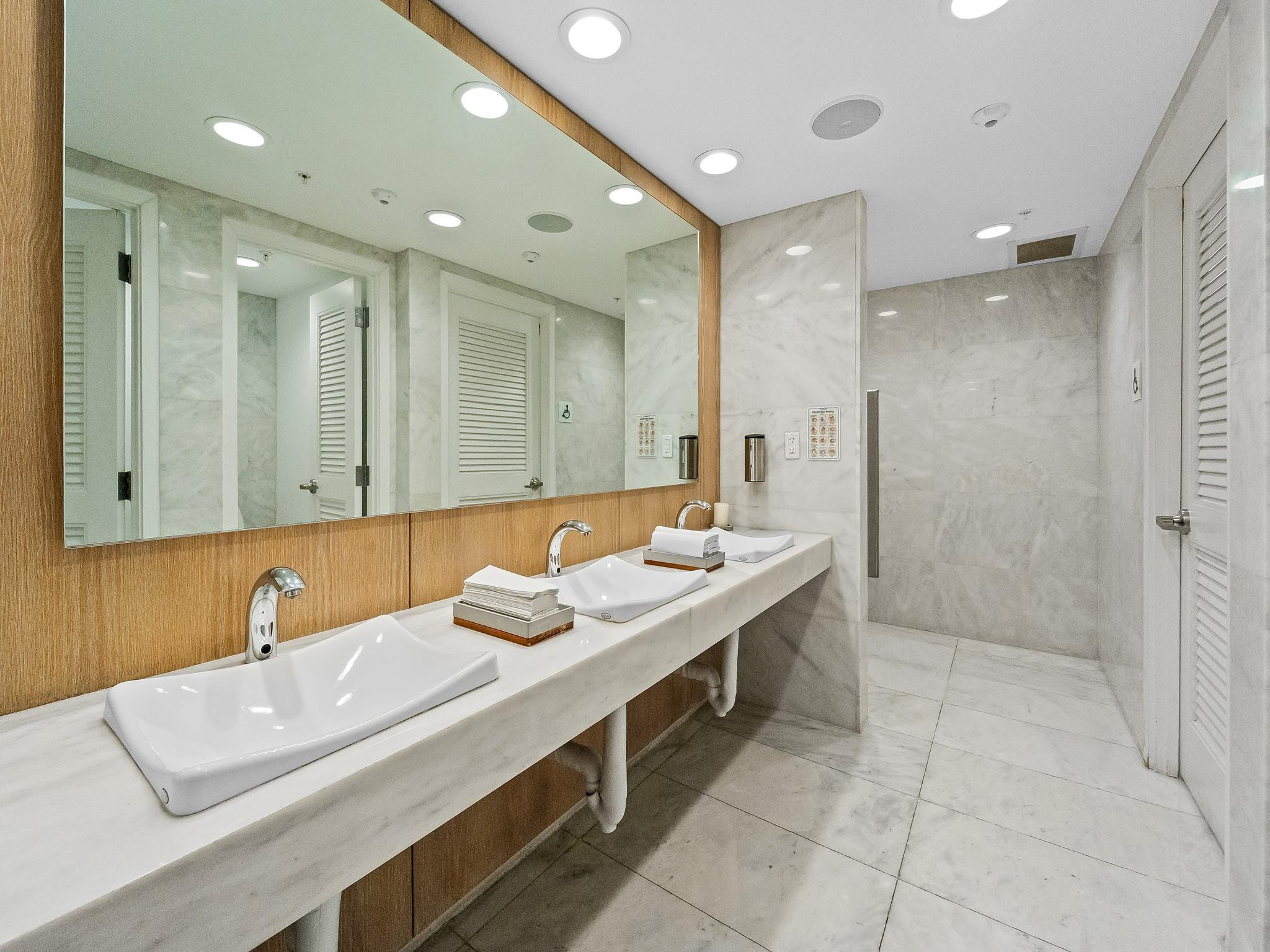 400 SUNNY ISLES #1608, Sunny Isles Beach FL 33160