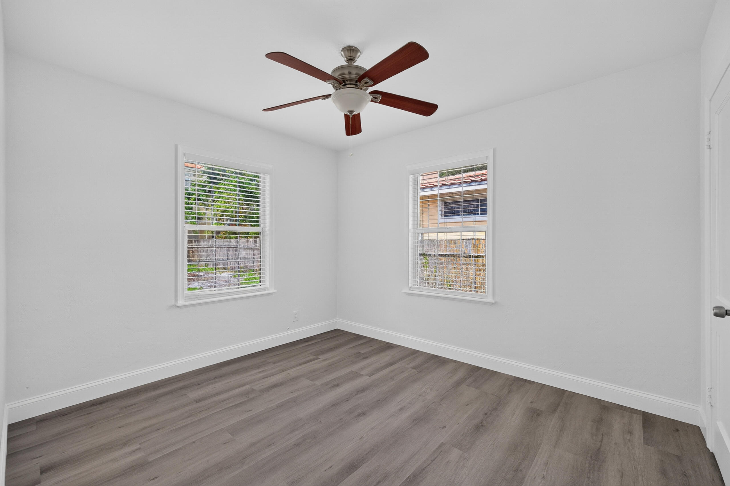423 SW 11th #A, Fort Lauderdale FL 33315