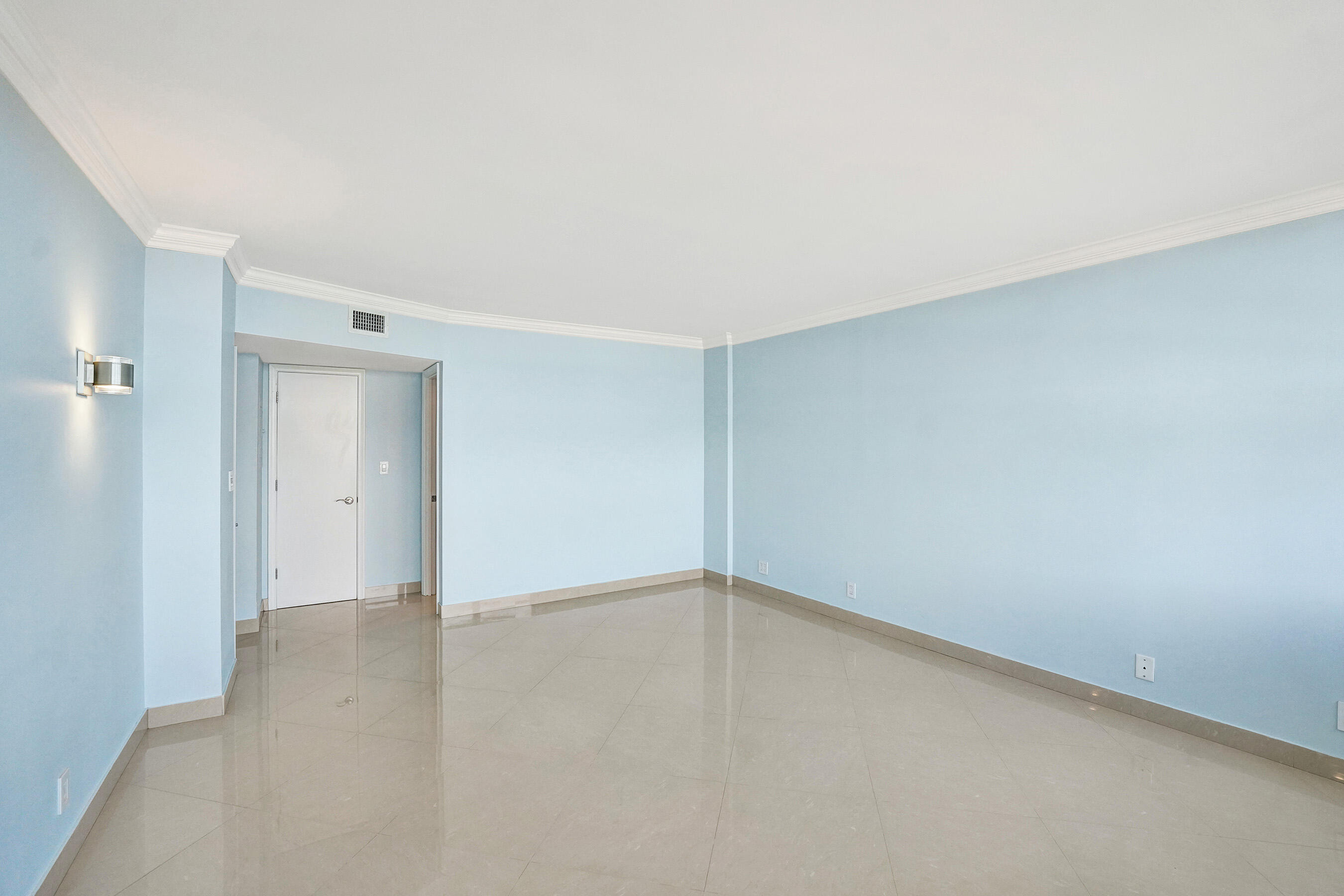 936 Intracoastal #22F, Fort Lauderdale FL 33304