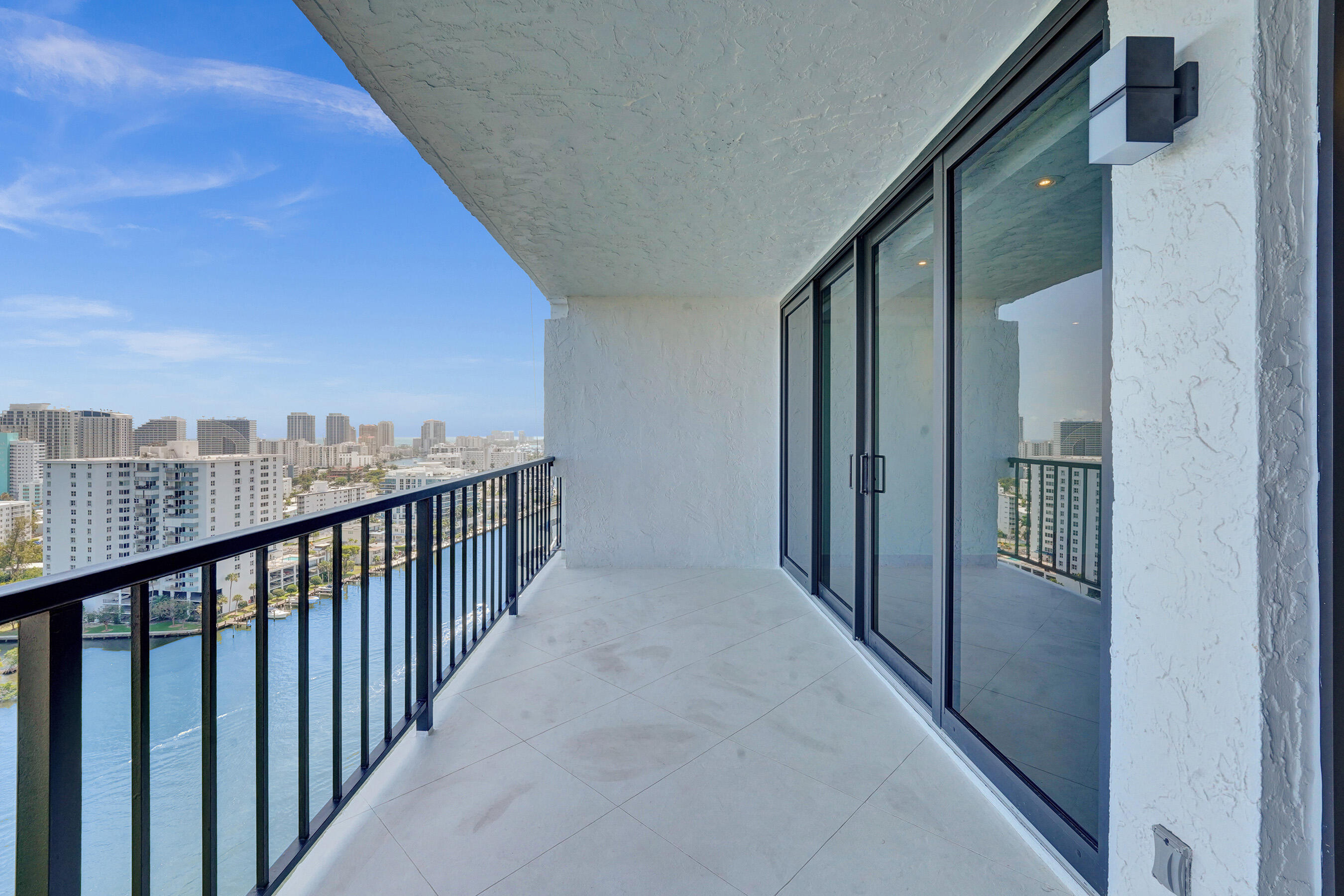 936 Intracoastal #22F, Fort Lauderdale FL 33304