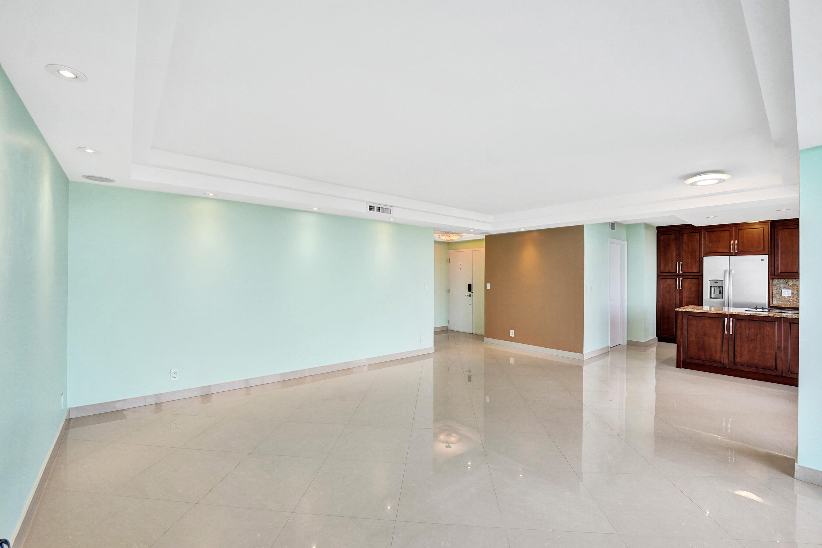 936 Intracoastal #22F, Fort Lauderdale FL 33304