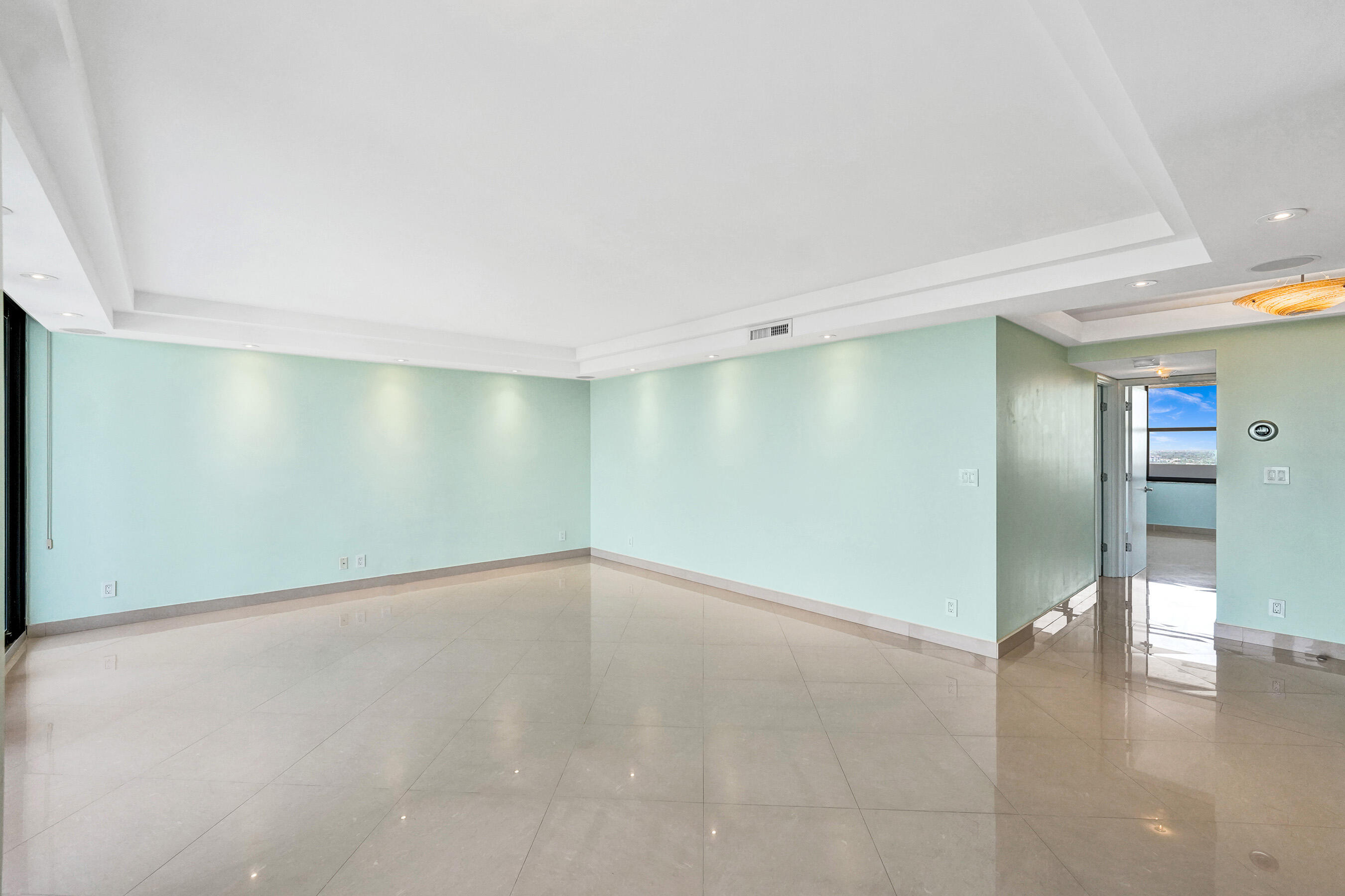 936 Intracoastal #22F, Fort Lauderdale FL 33304
