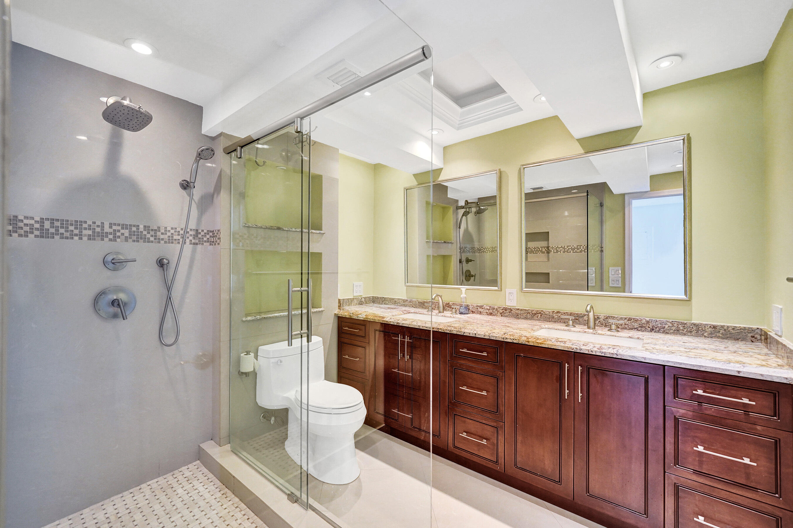 936 Intracoastal #22F, Fort Lauderdale FL 33304