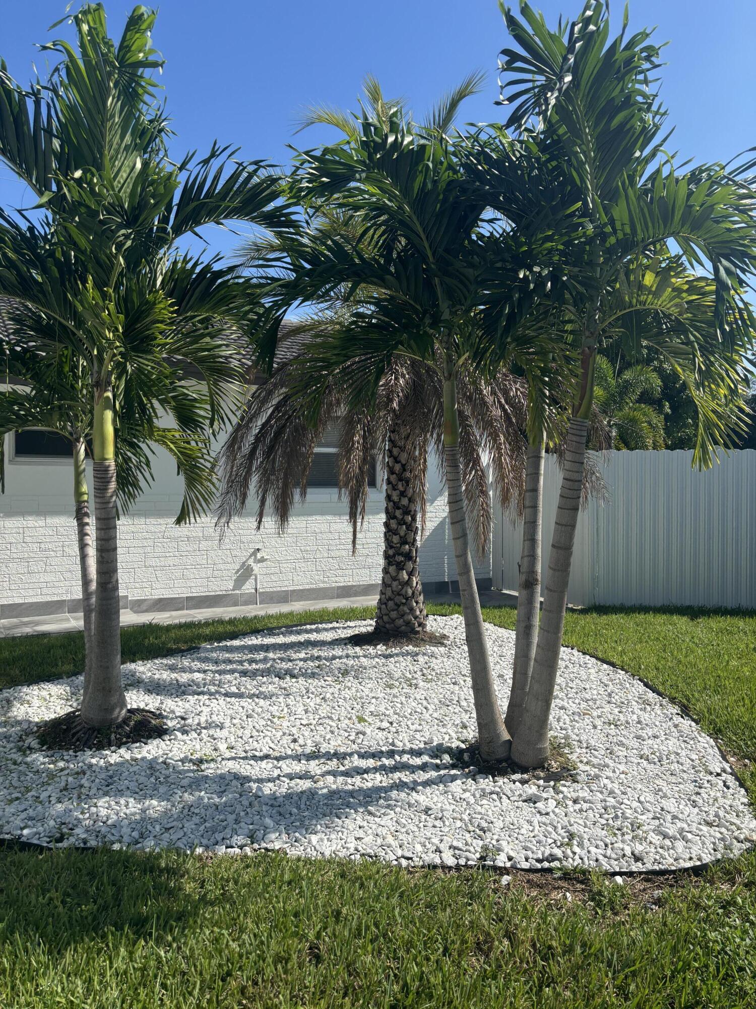 1831 EAST, Lake Clarke Shores FL 33406