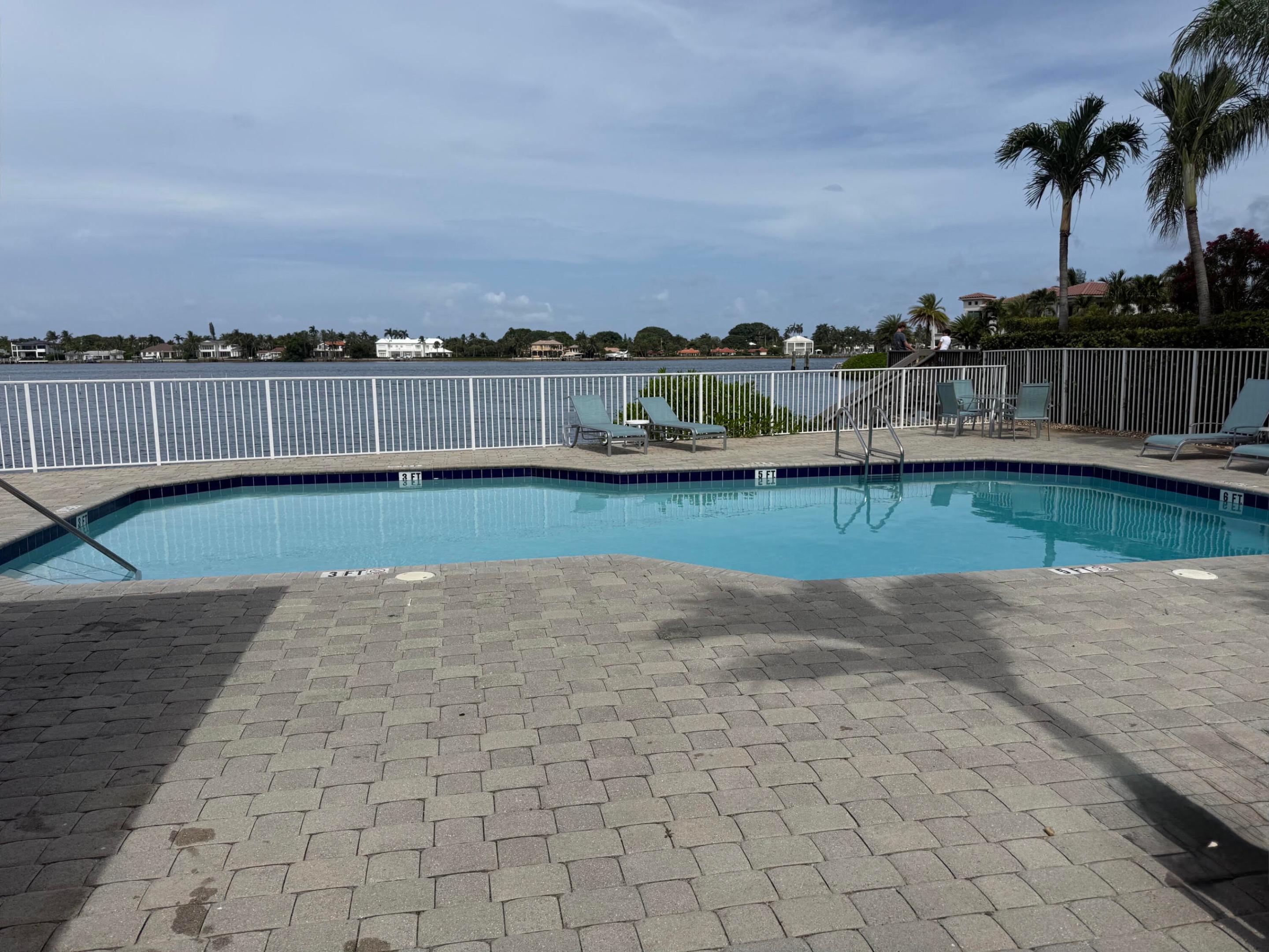 117 Barefoot, Hypoluxo FL 33462