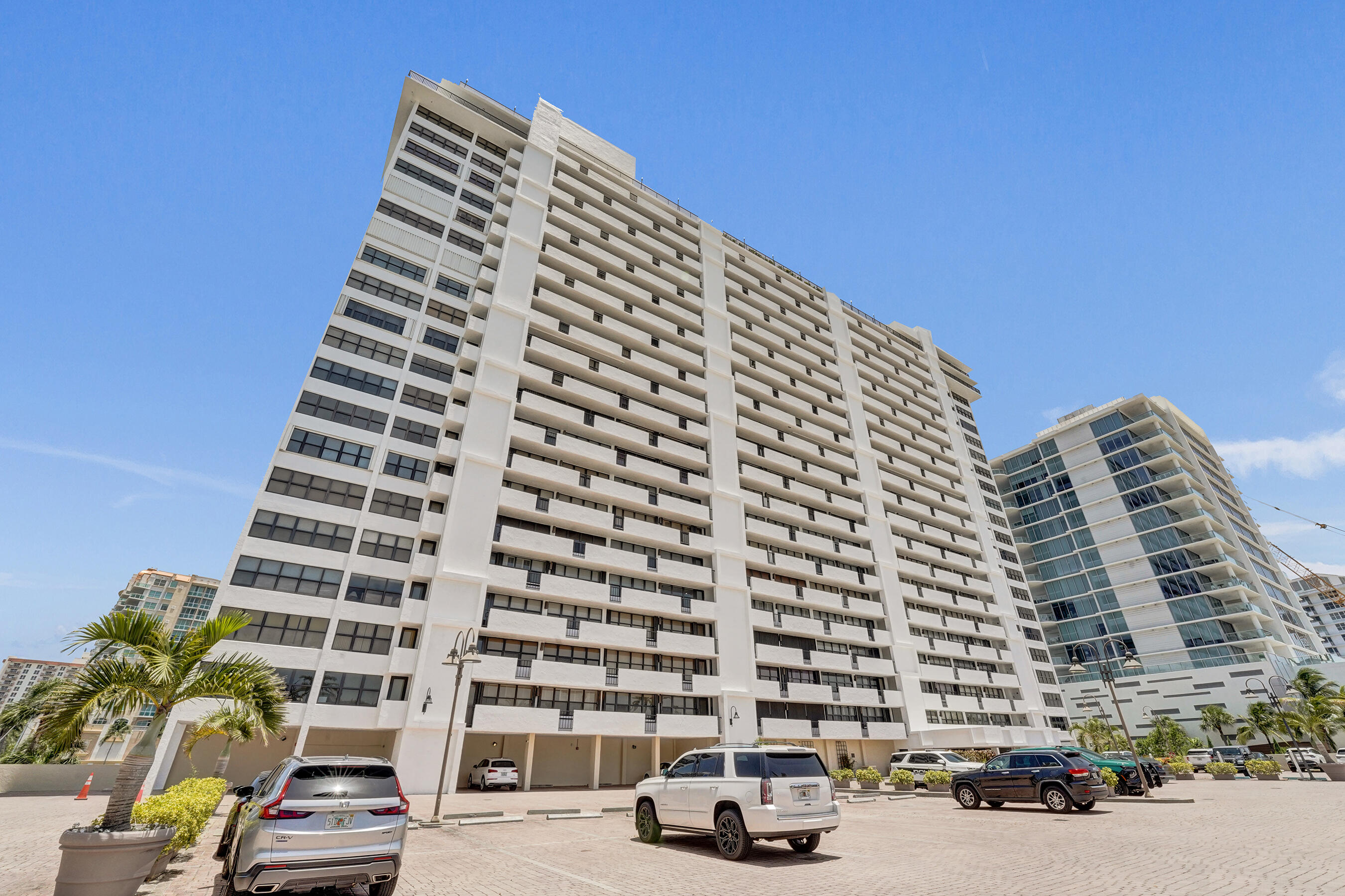 936 Intracoastal #22C, Fort Lauderdale FL 33304