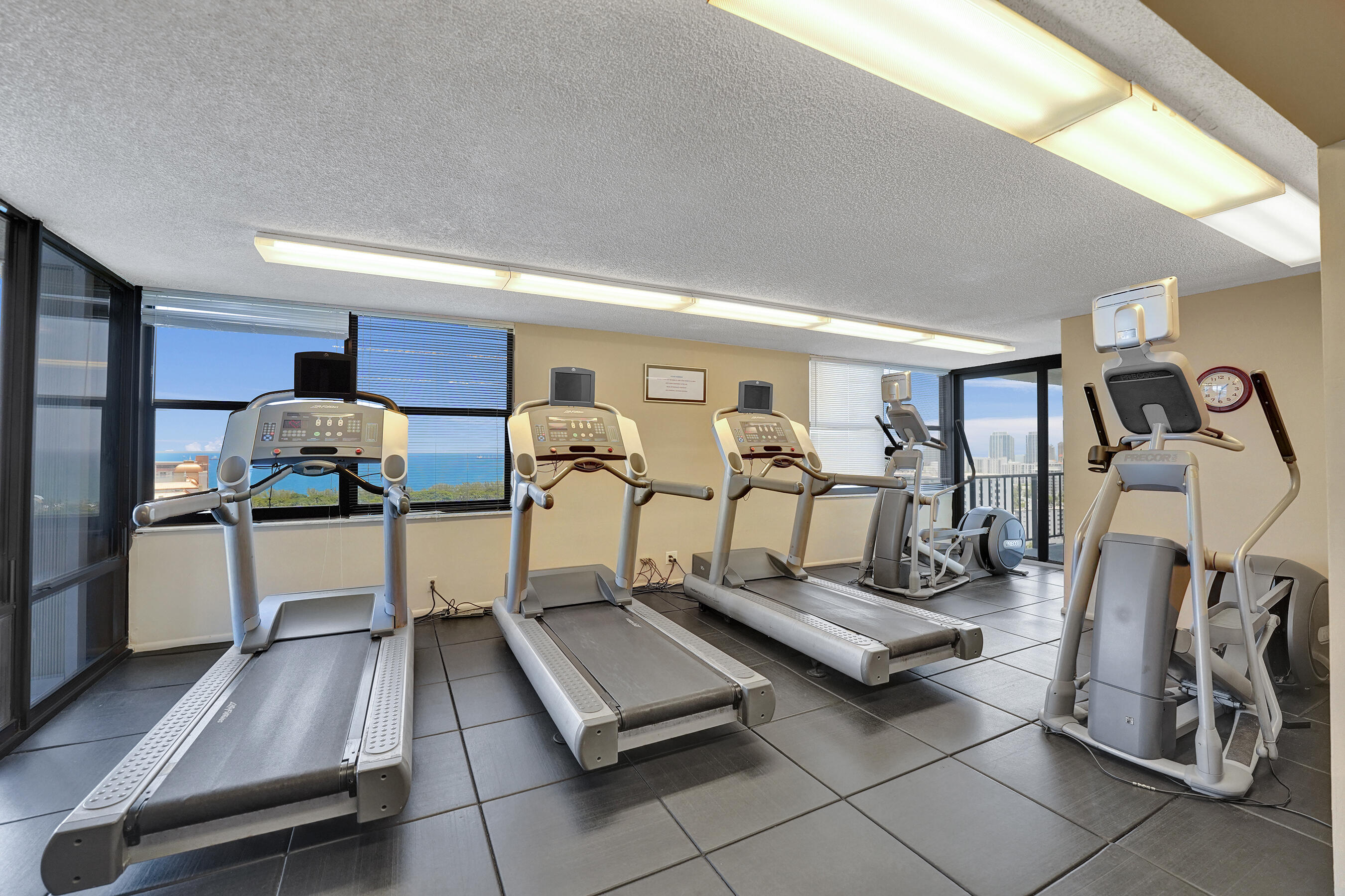 936 Intracoastal #22C, Fort Lauderdale FL 33304