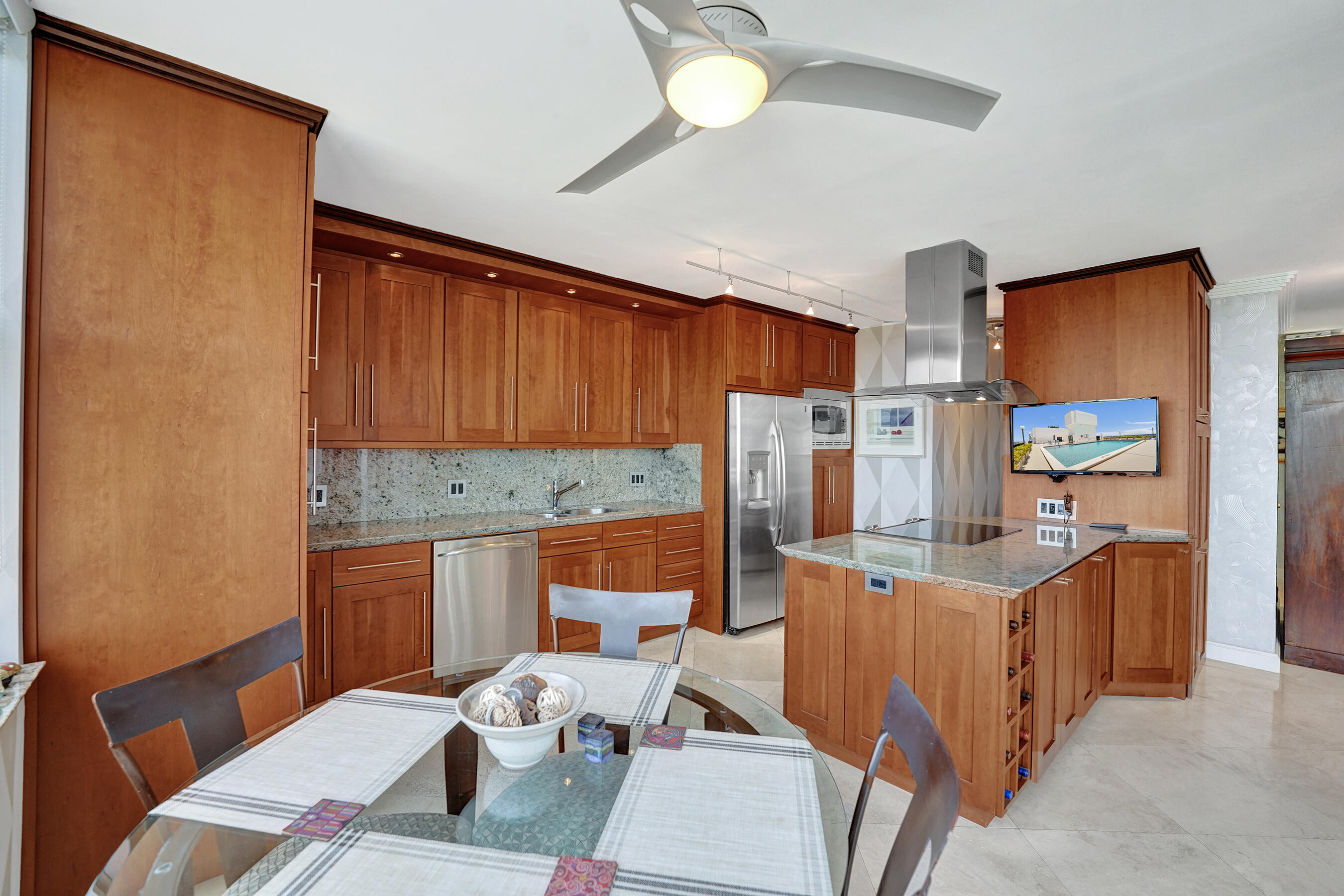 936 Intracoastal #22C, Fort Lauderdale FL 33304