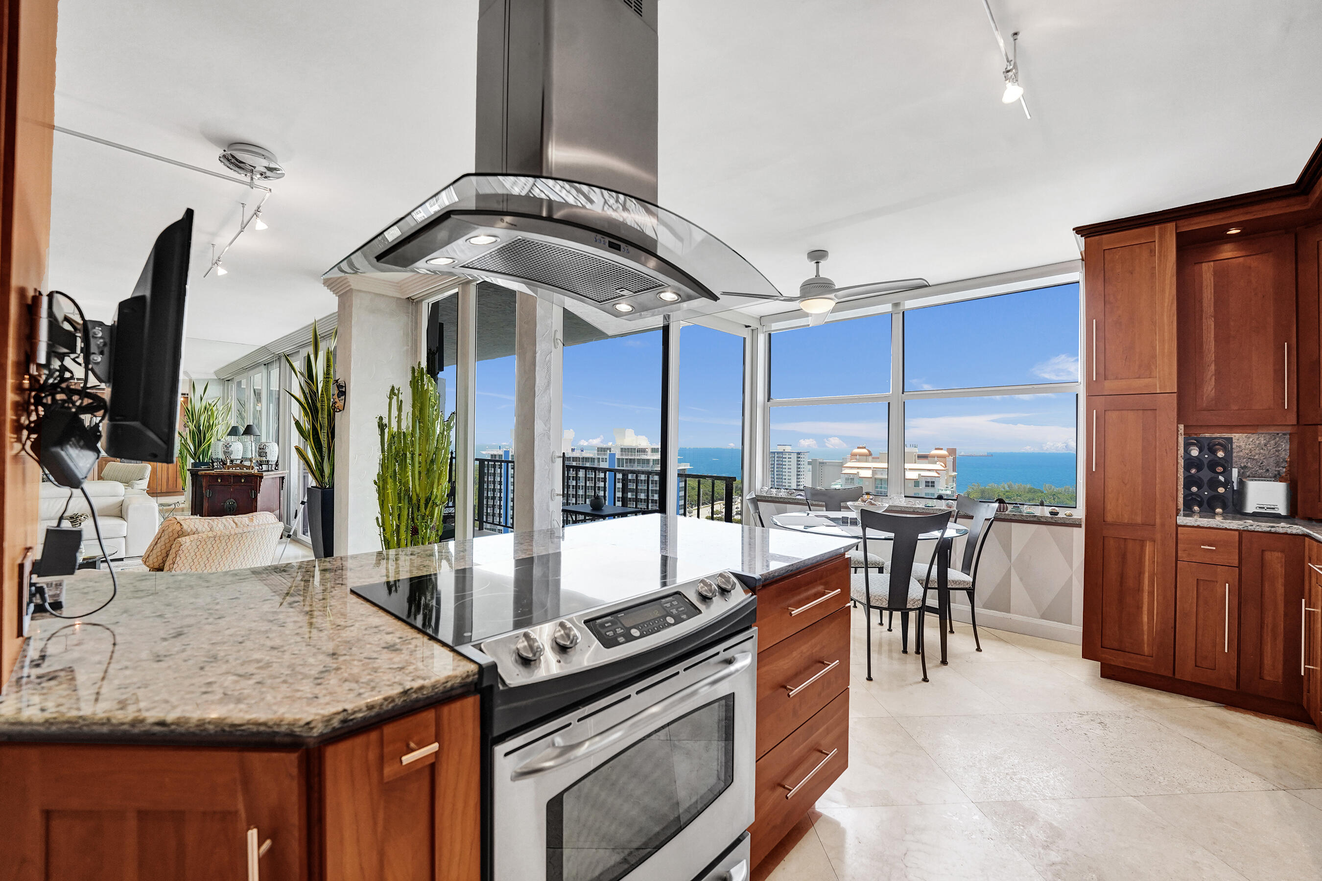 936 Intracoastal #22C, Fort Lauderdale FL 33304