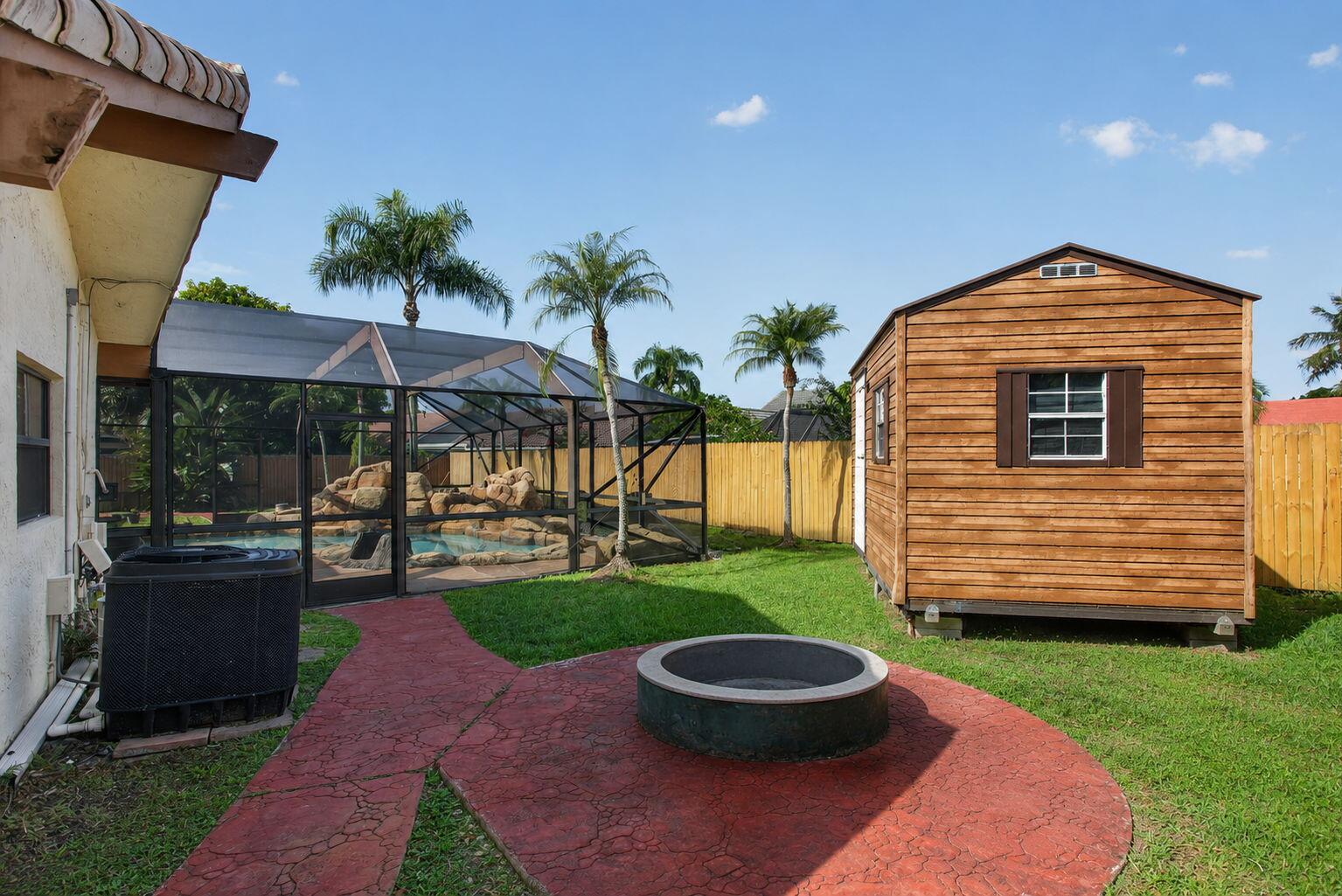 7355 NW 83RD, Tamarac FL 33321