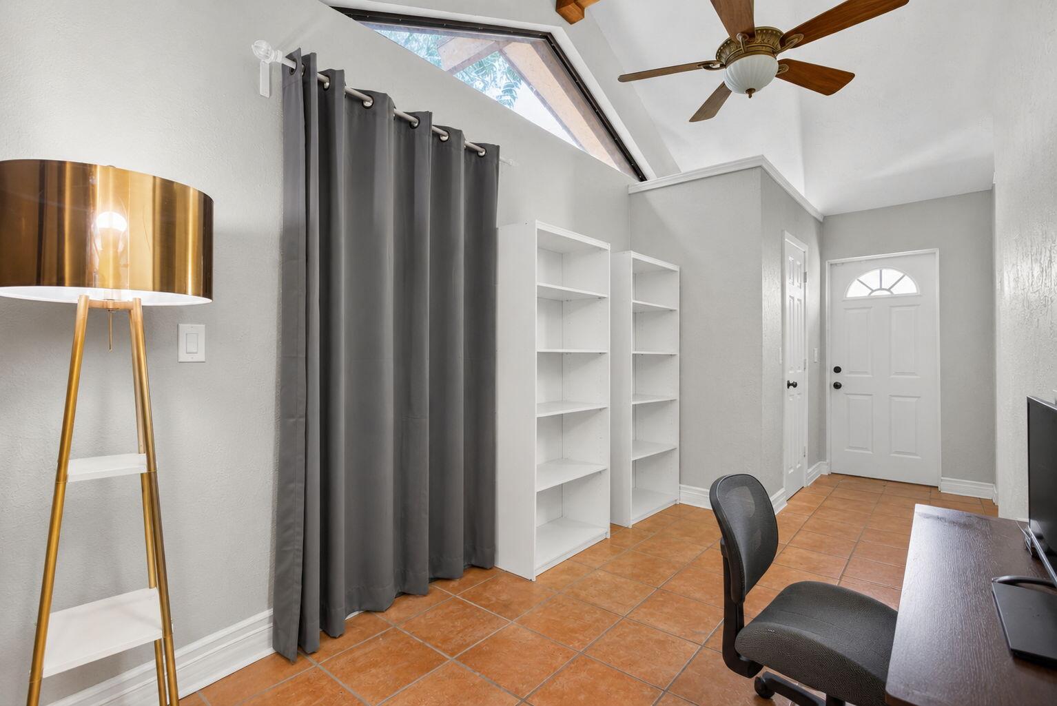 7355 NW 83RD, Tamarac FL 33321