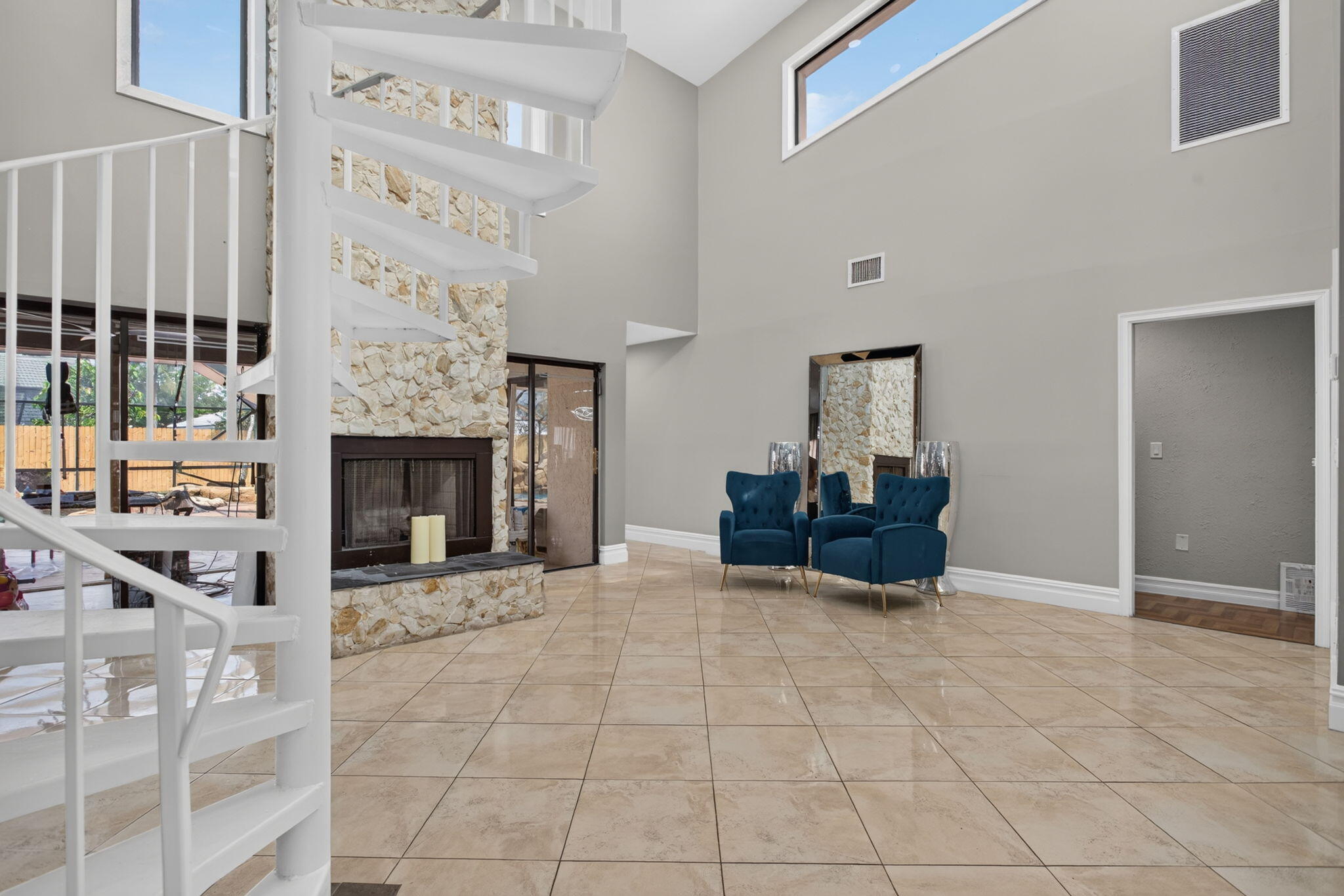 7355 NW 83RD, Tamarac FL 33321