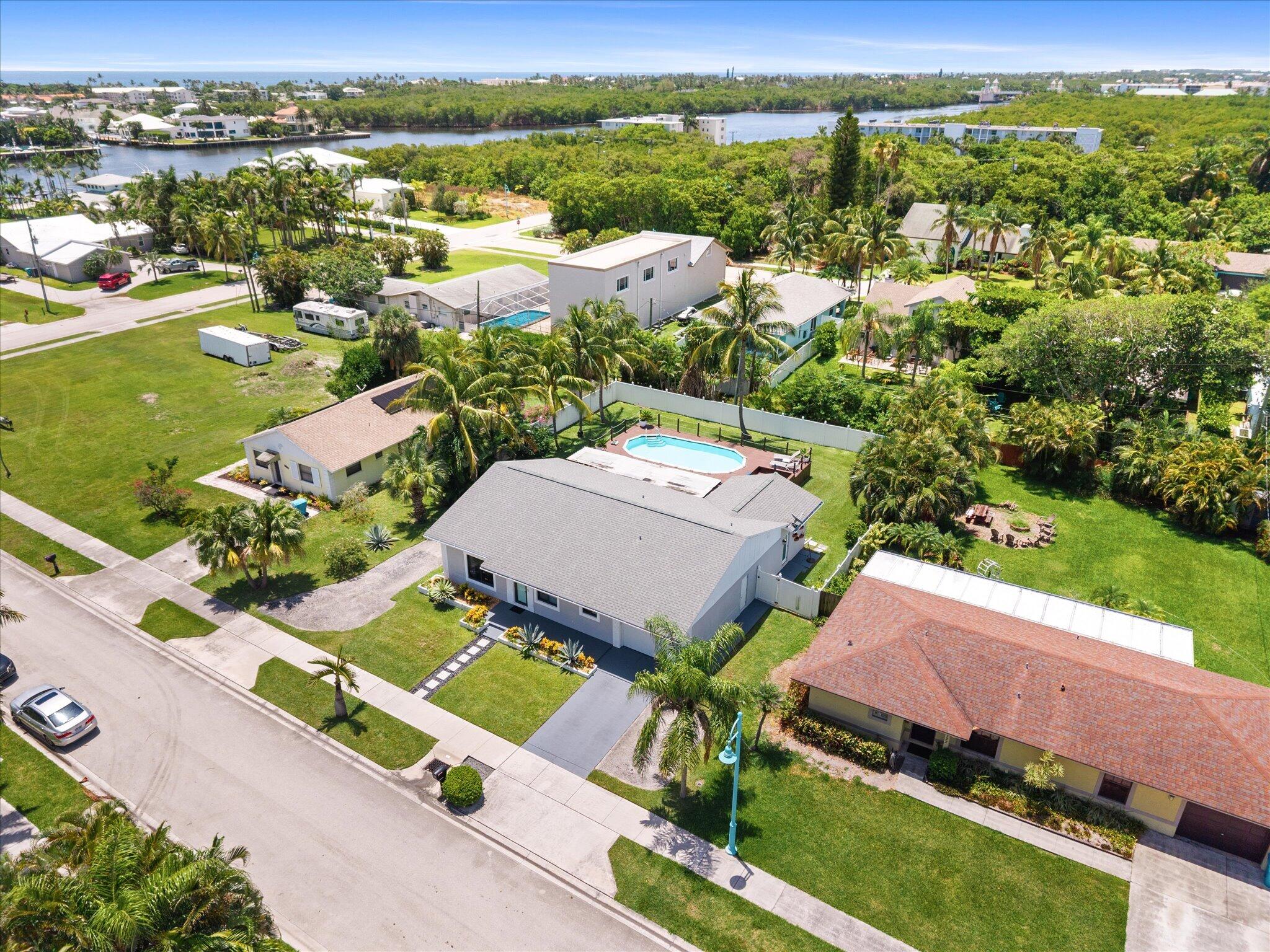 728 NE 9TH, Boynton Beach FL 33435