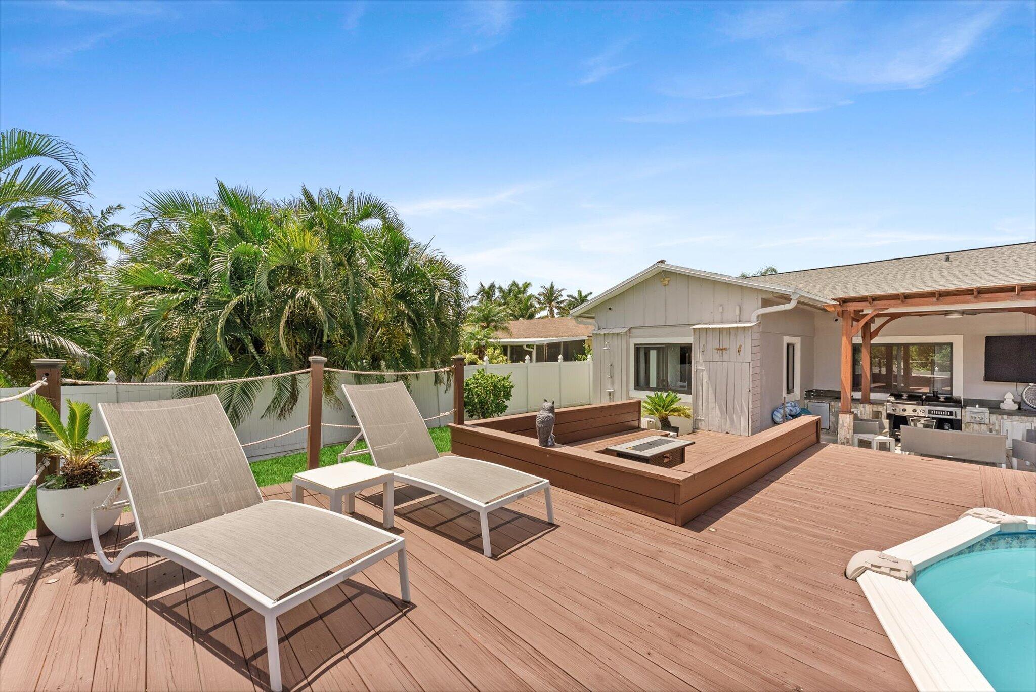 728 NE 9TH, Boynton Beach FL 33435