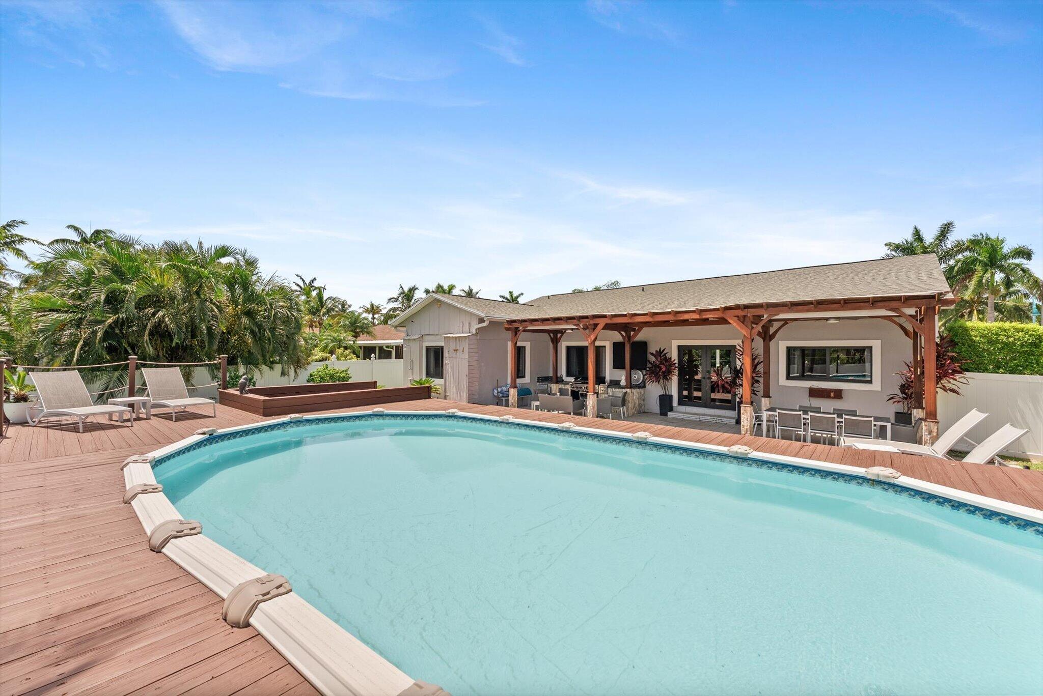 728 NE 9TH, Boynton Beach FL 33435