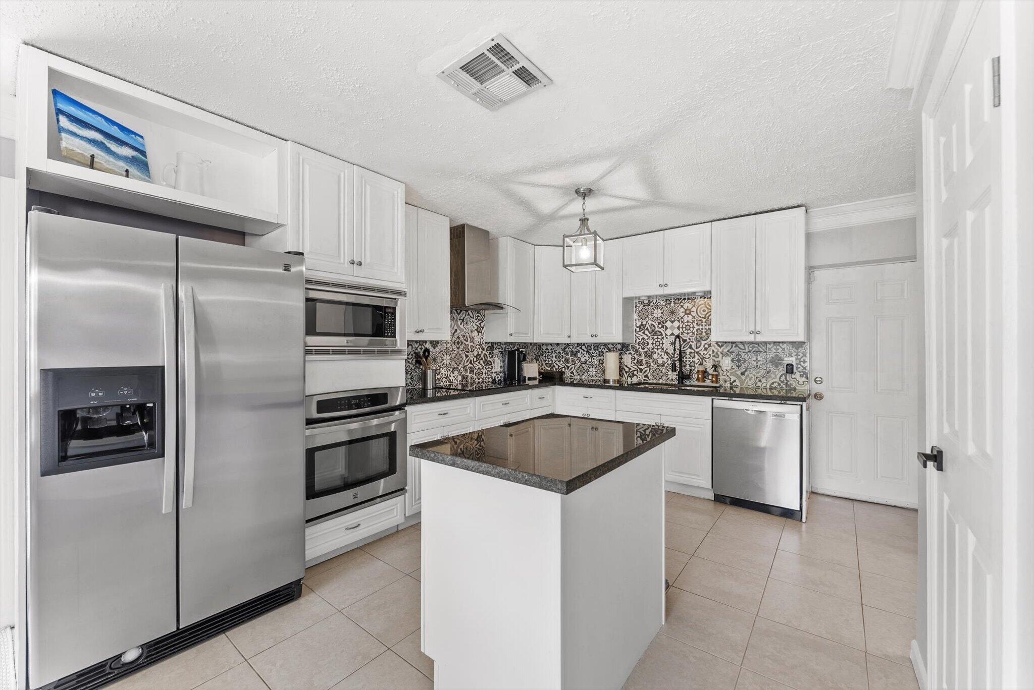 728 NE 9TH, Boynton Beach FL 33435