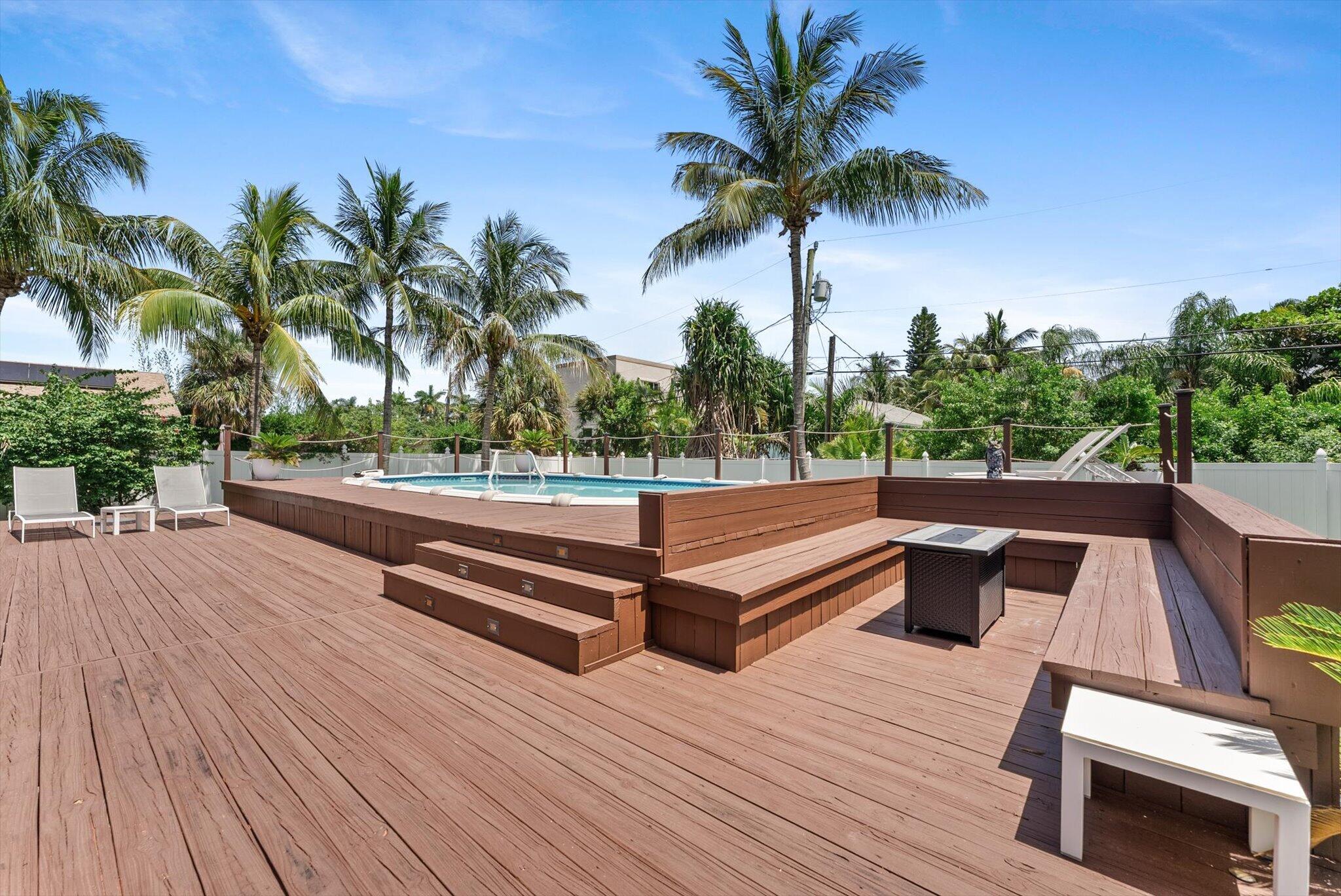 728 NE 9TH, Boynton Beach FL 33435