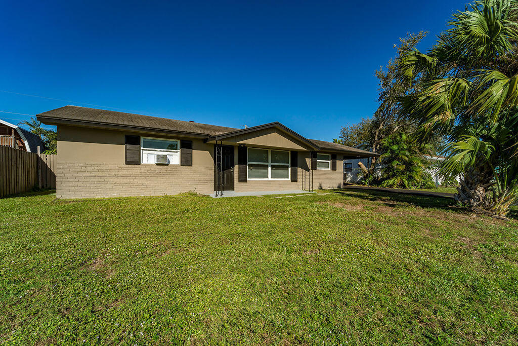 4317 Birdwood, Palm Beach Gardens FL 33410