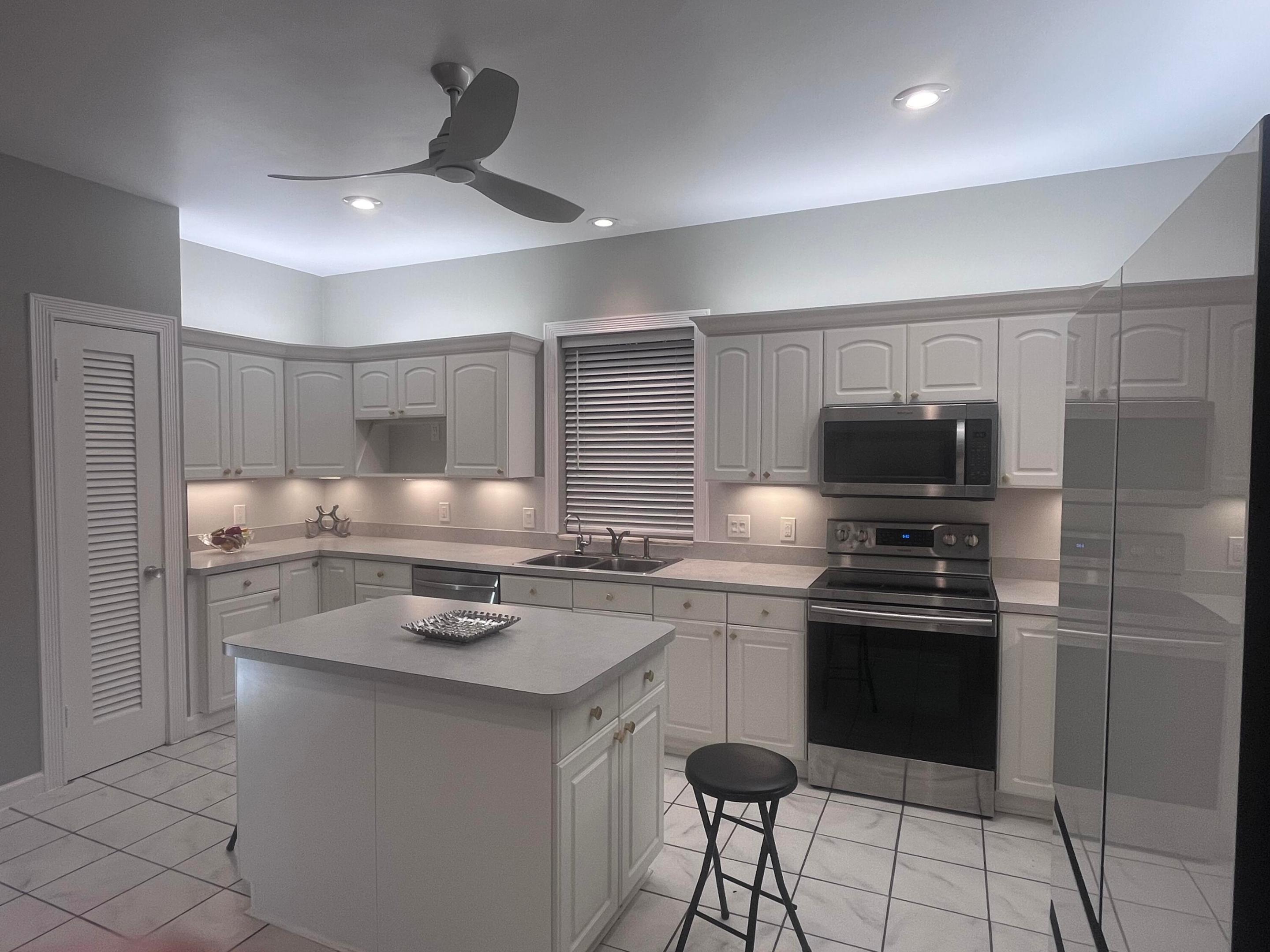 1061 Bimini, West Palm Beach FL 33404