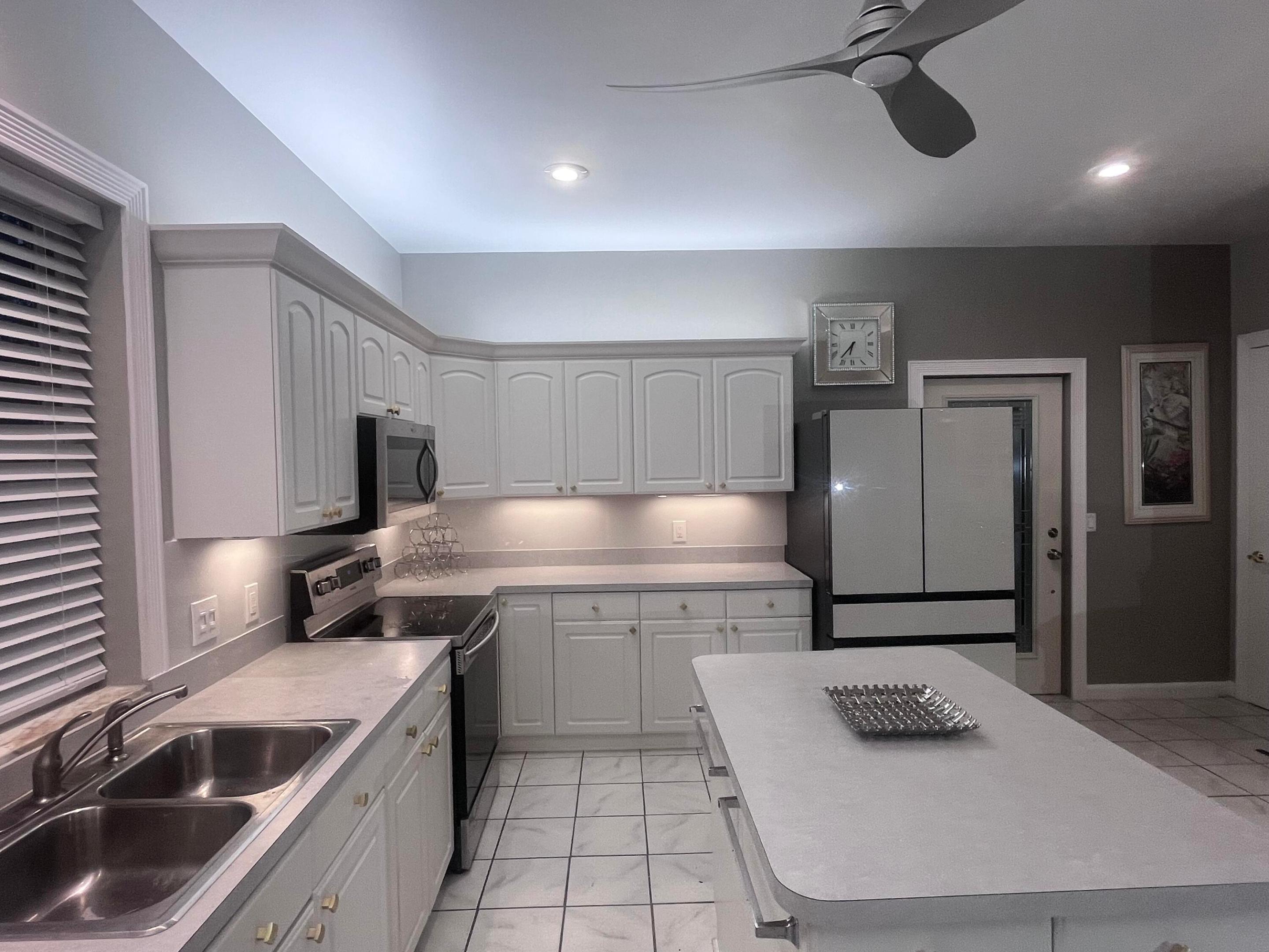 1061 Bimini, West Palm Beach FL 33404