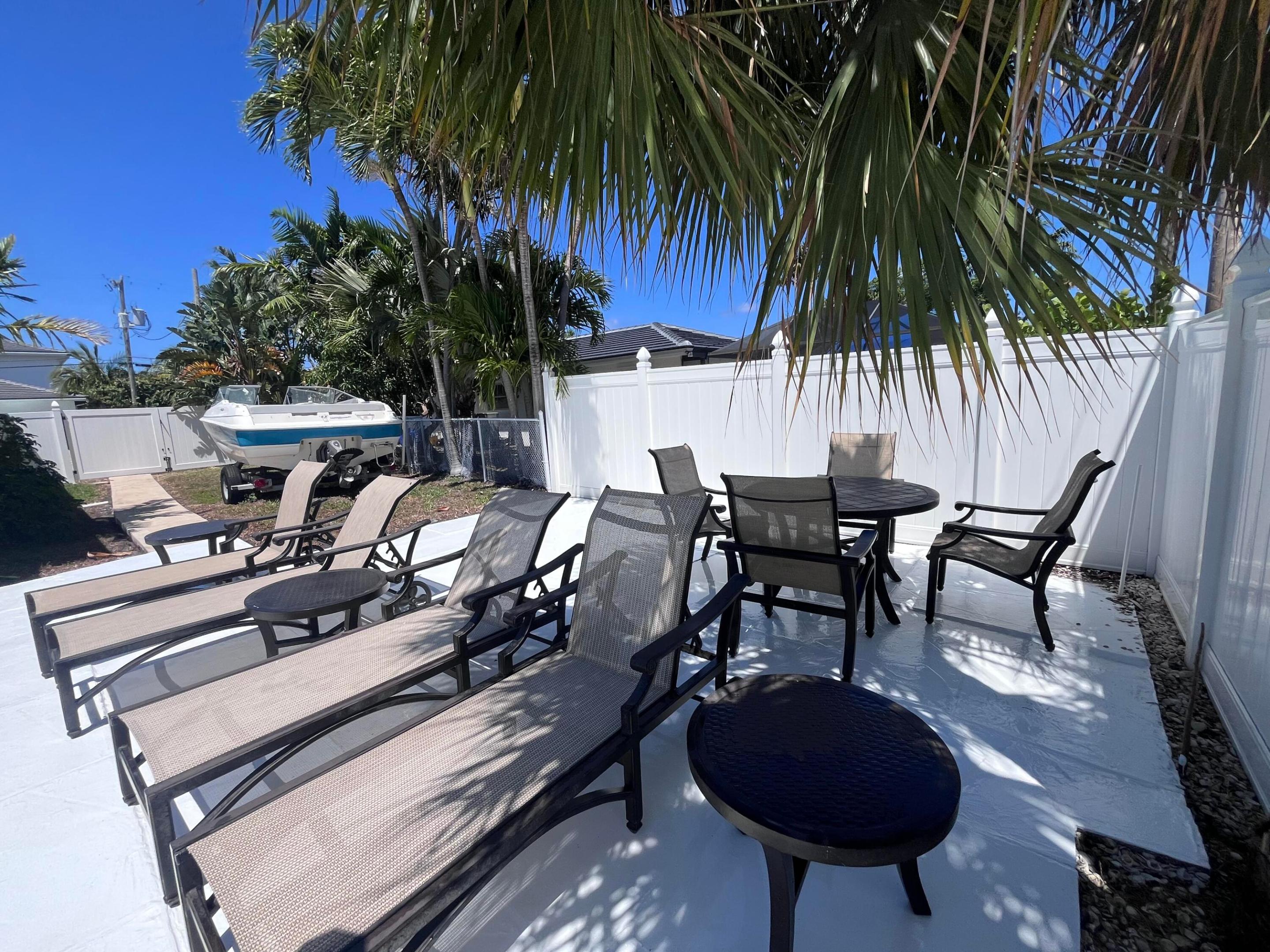 1061 Bimini, West Palm Beach FL 33404