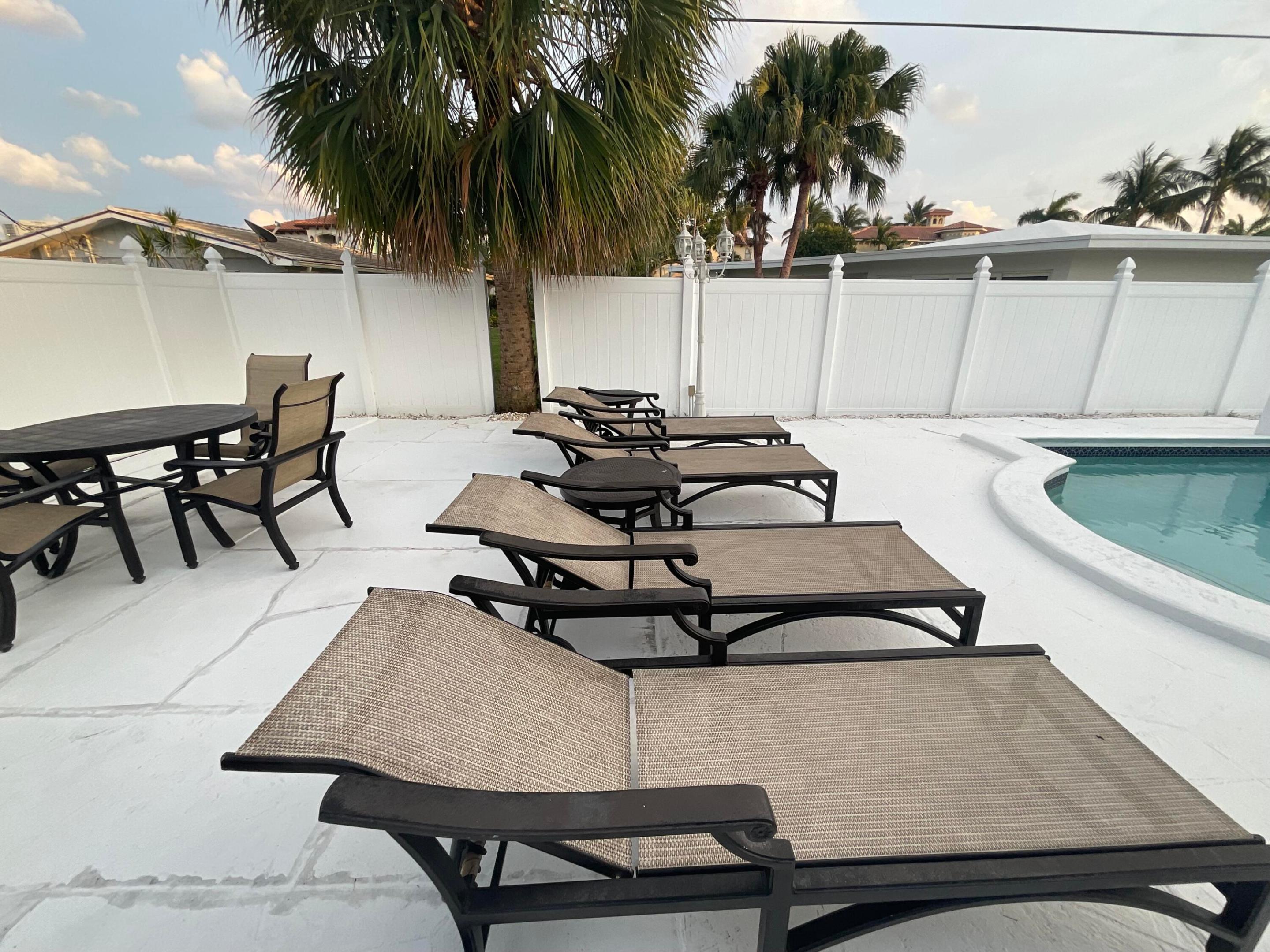 1061 Bimini, West Palm Beach FL 33404