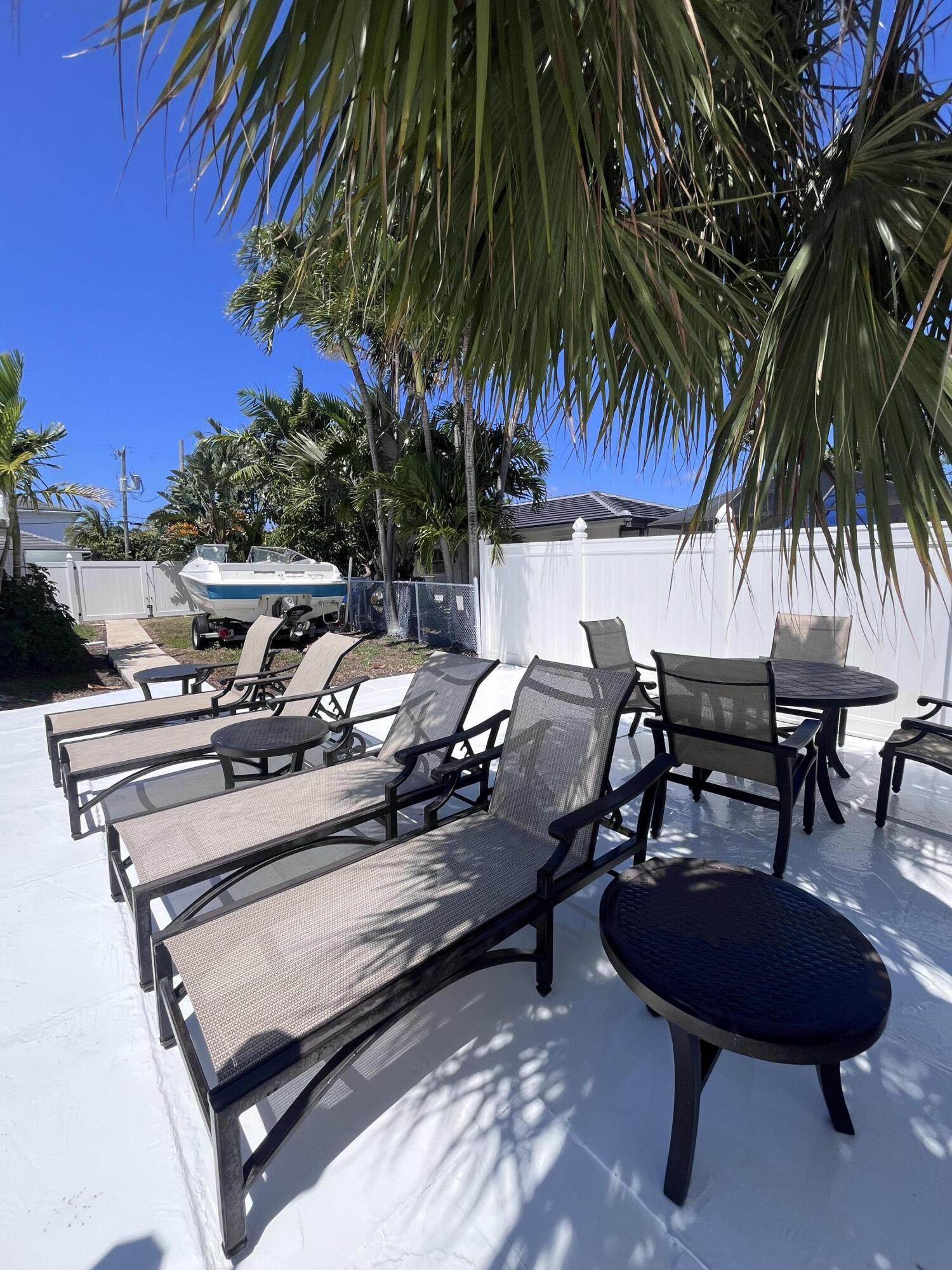 1061 Bimini, West Palm Beach FL 33404