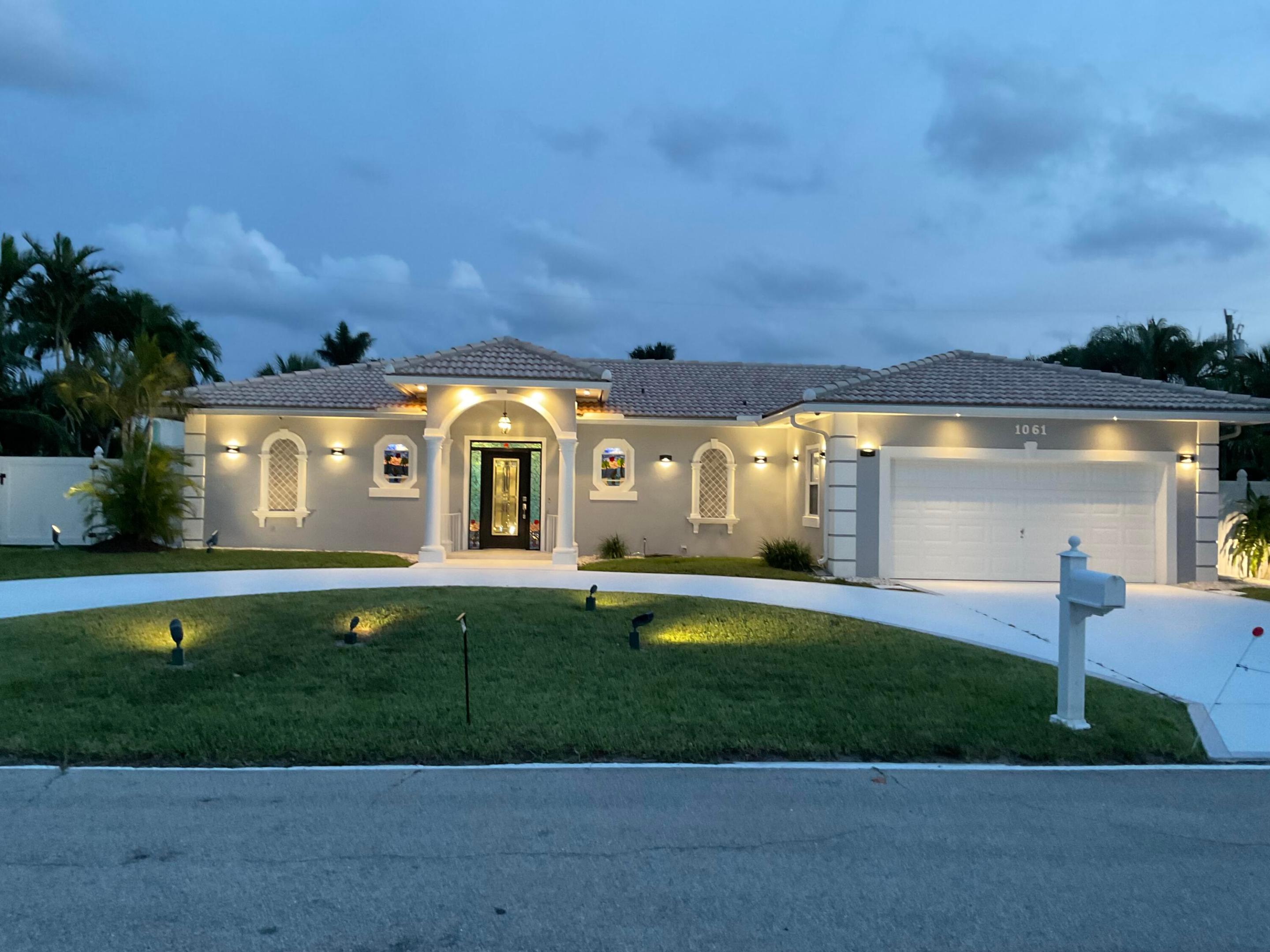 1061 Bimini, West Palm Beach FL 33404