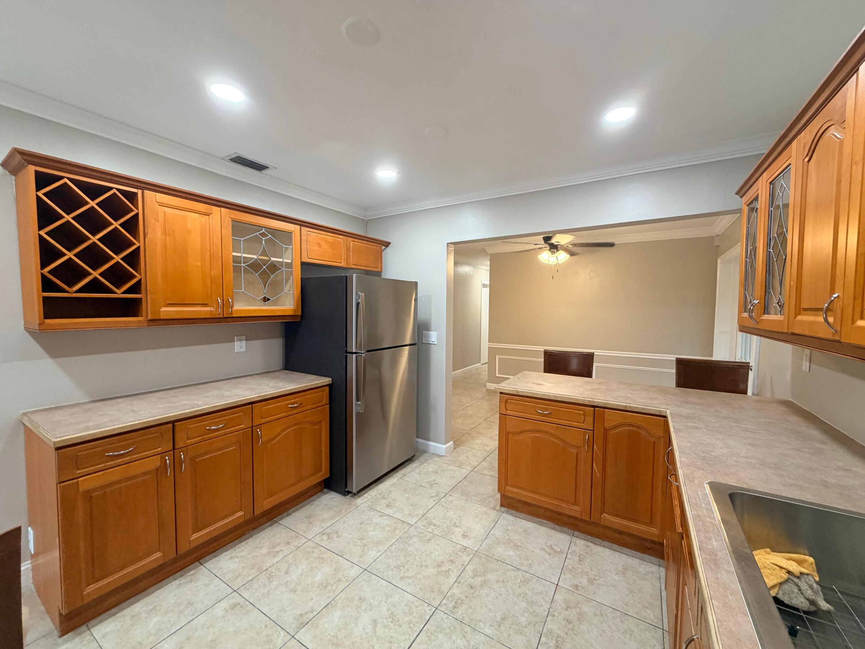 121 N 12TH, Lantana FL 33462