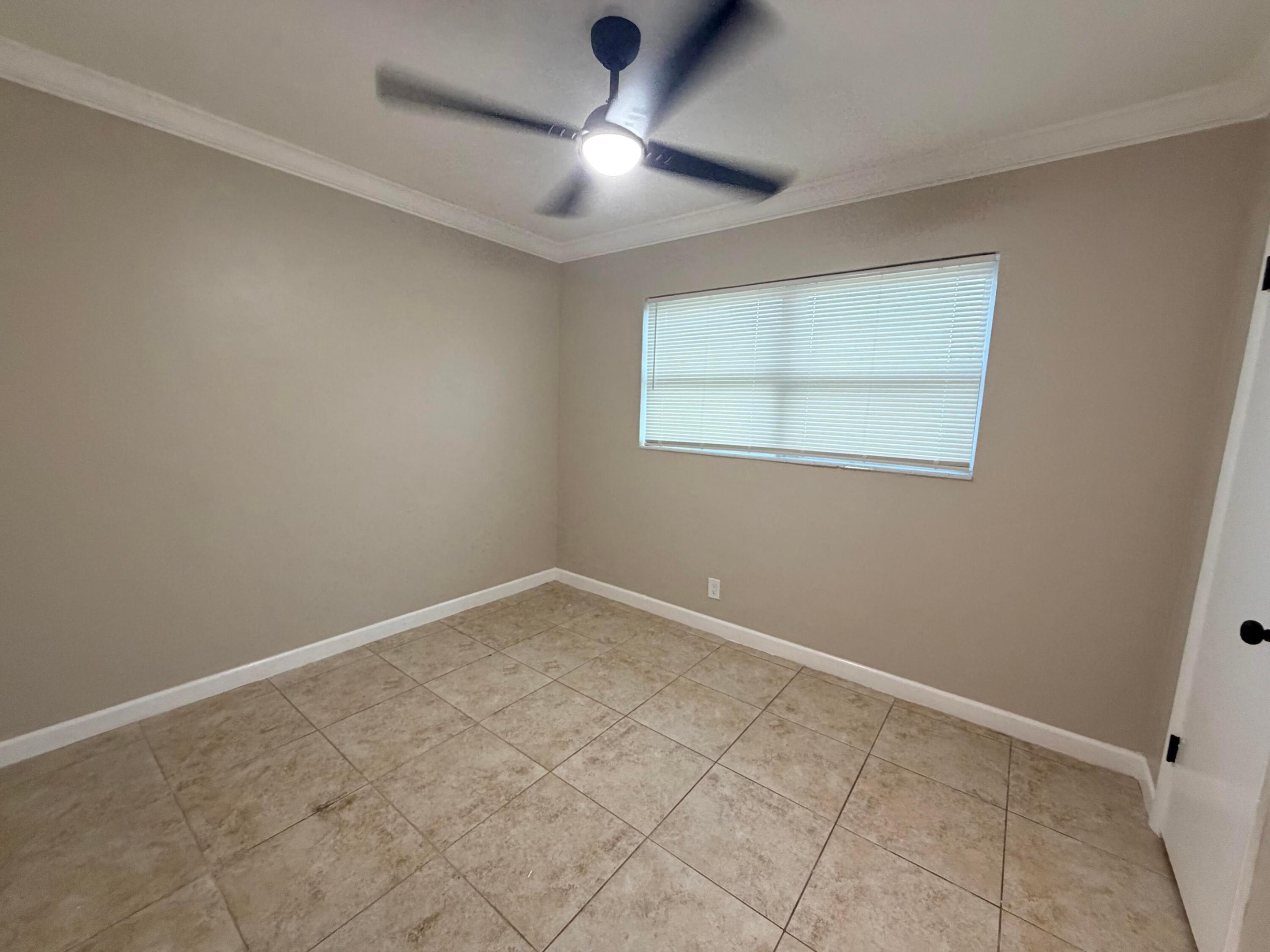 121 N 12TH, Lantana FL 33462
