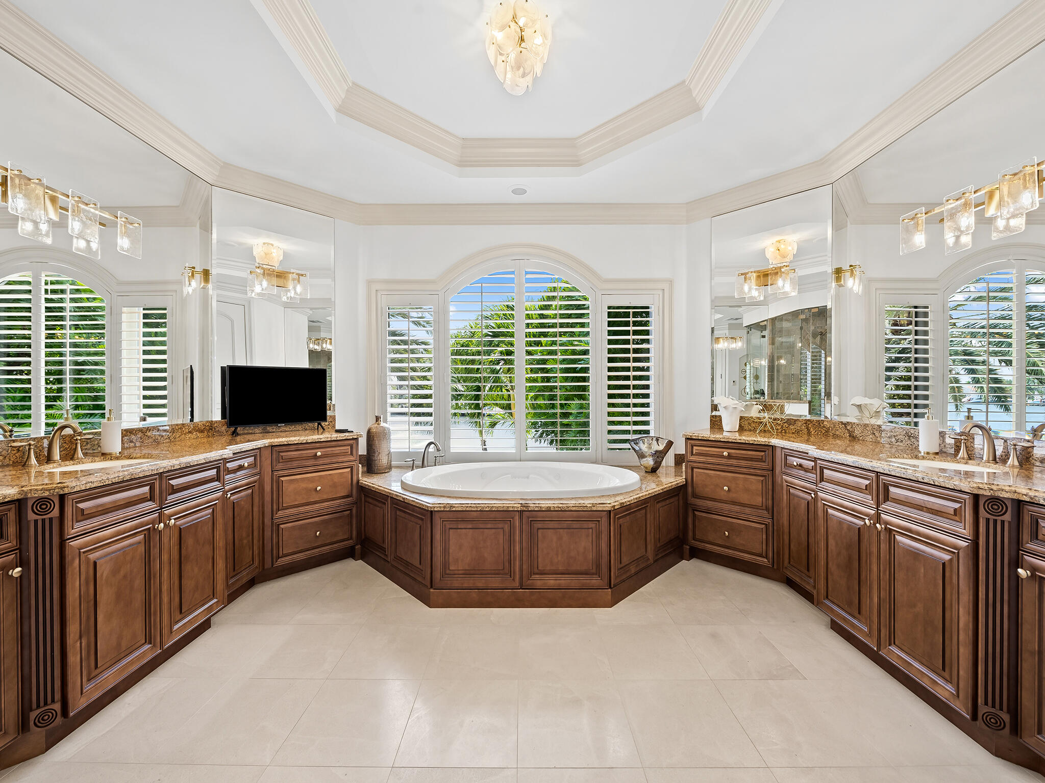 639 Middle River, Fort Lauderdale FL 33304