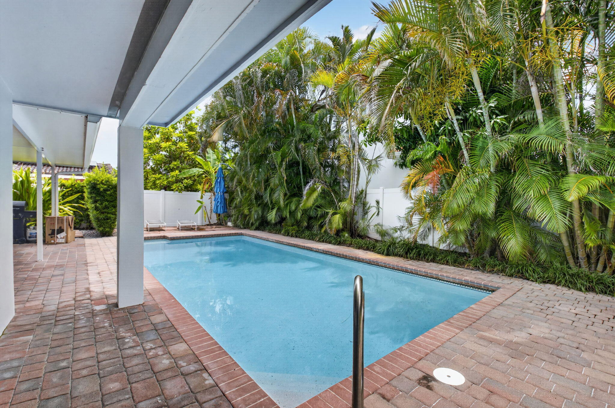 700 NE 70th, Boca Raton FL 33487
