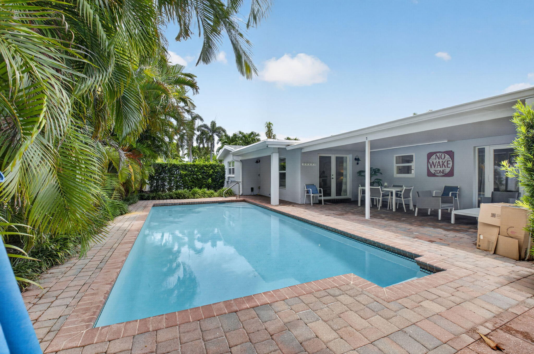 700 NE 70th, Boca Raton FL 33487