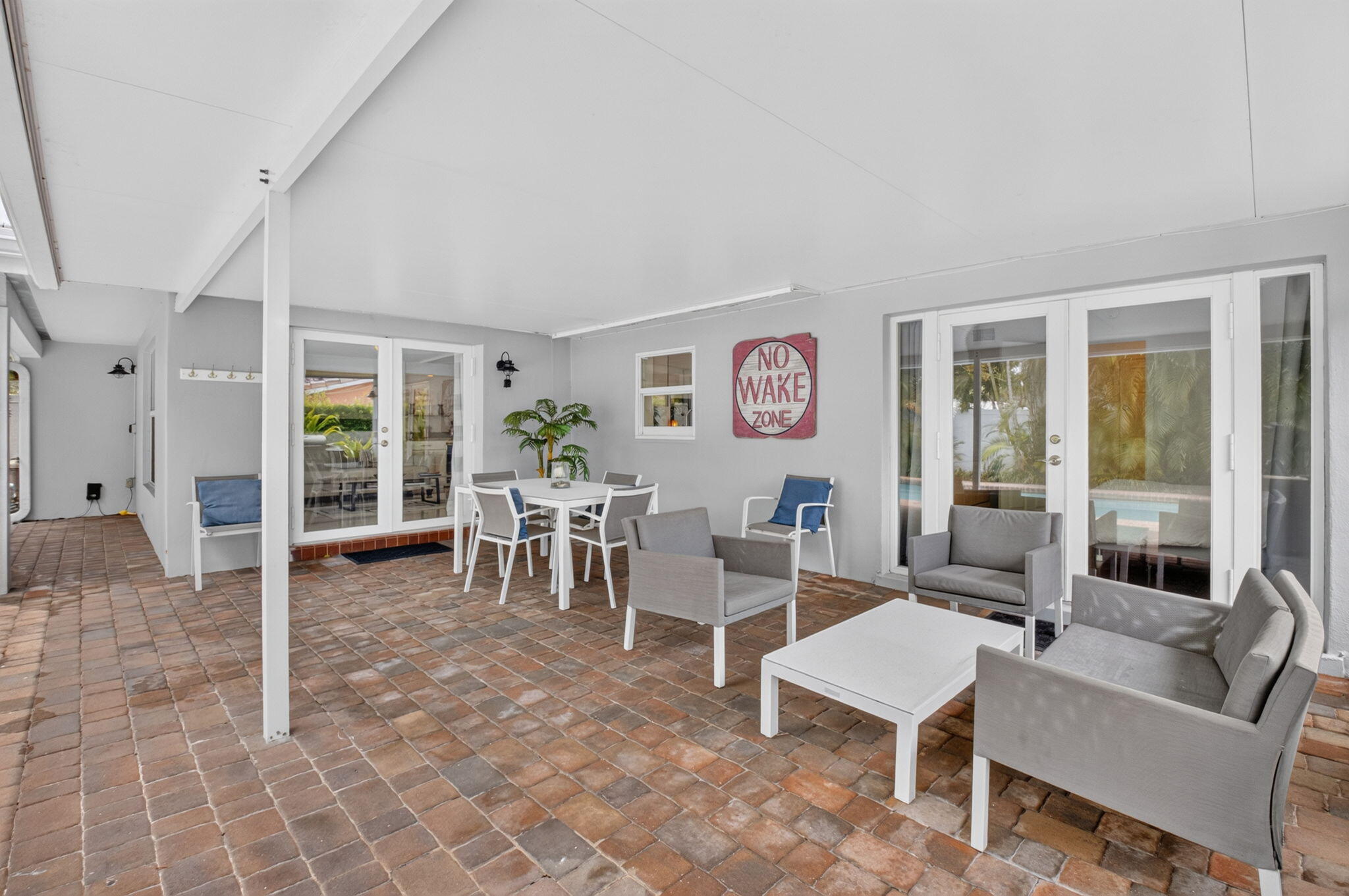 700 NE 70th, Boca Raton FL 33487