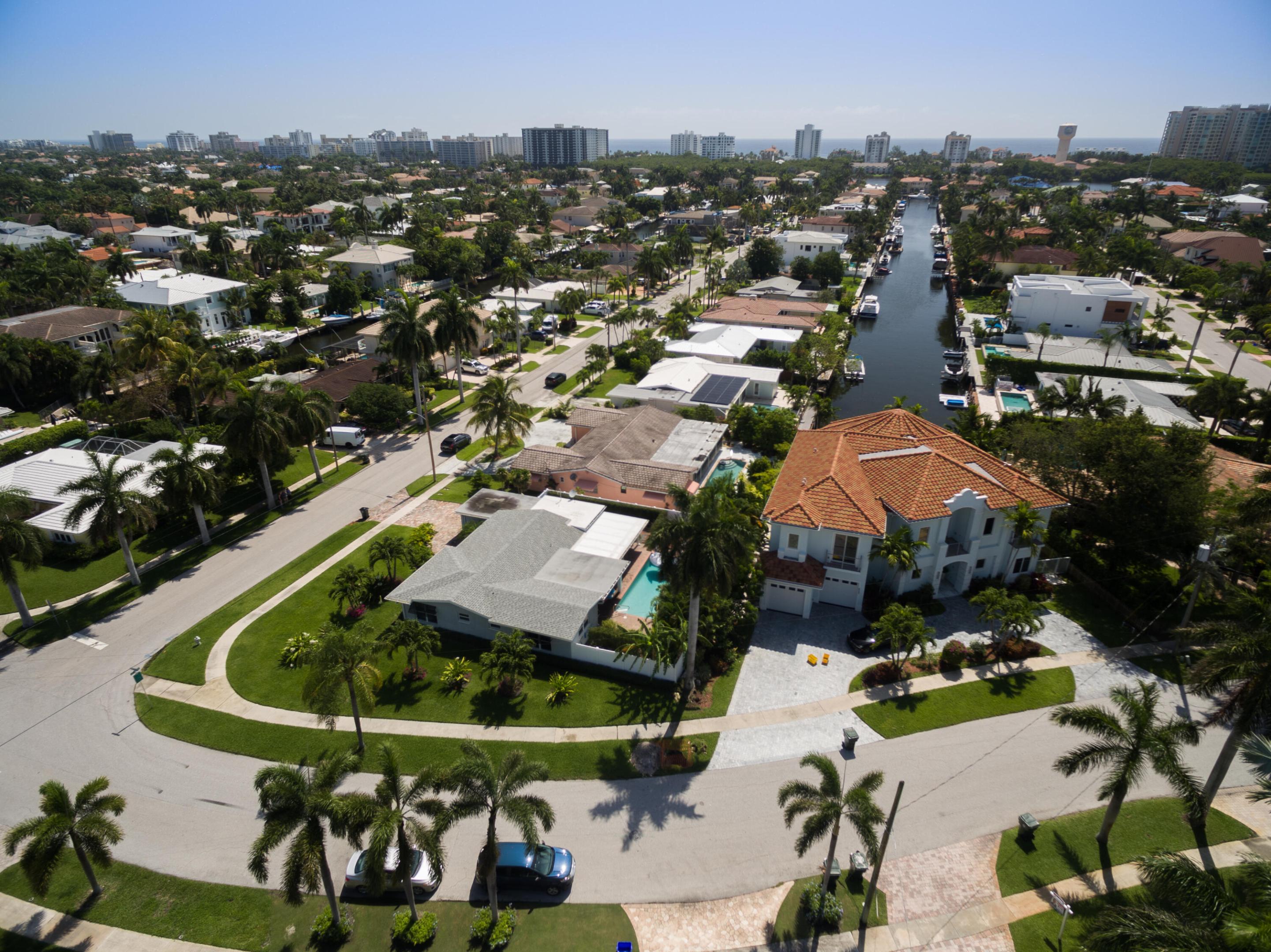 700 NE 70th, Boca Raton FL 33487