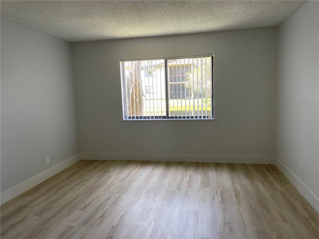 235 LAKEVIEW #102, Weston FL 33326